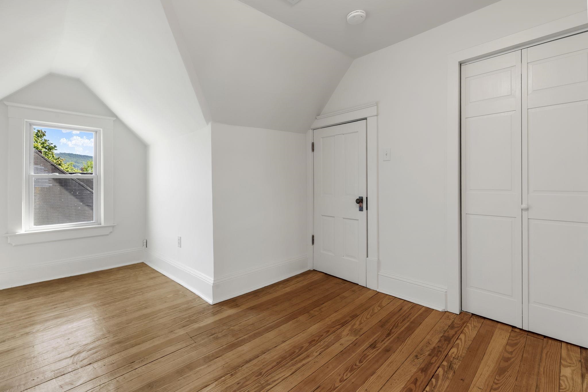 525 Madison Avenue N Pulaski VA 24301