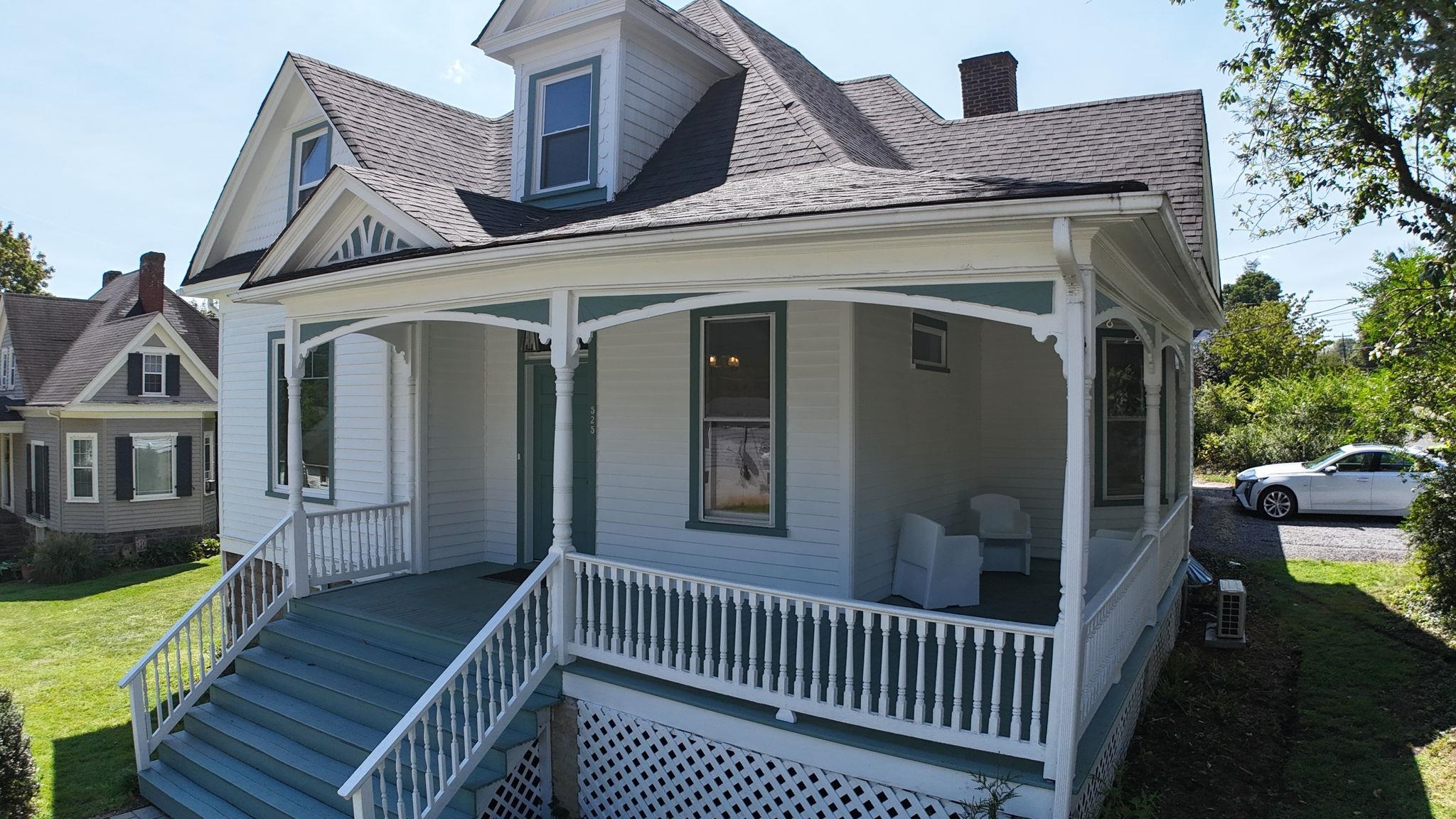 525 Madison Avenue N Pulaski VA 24301