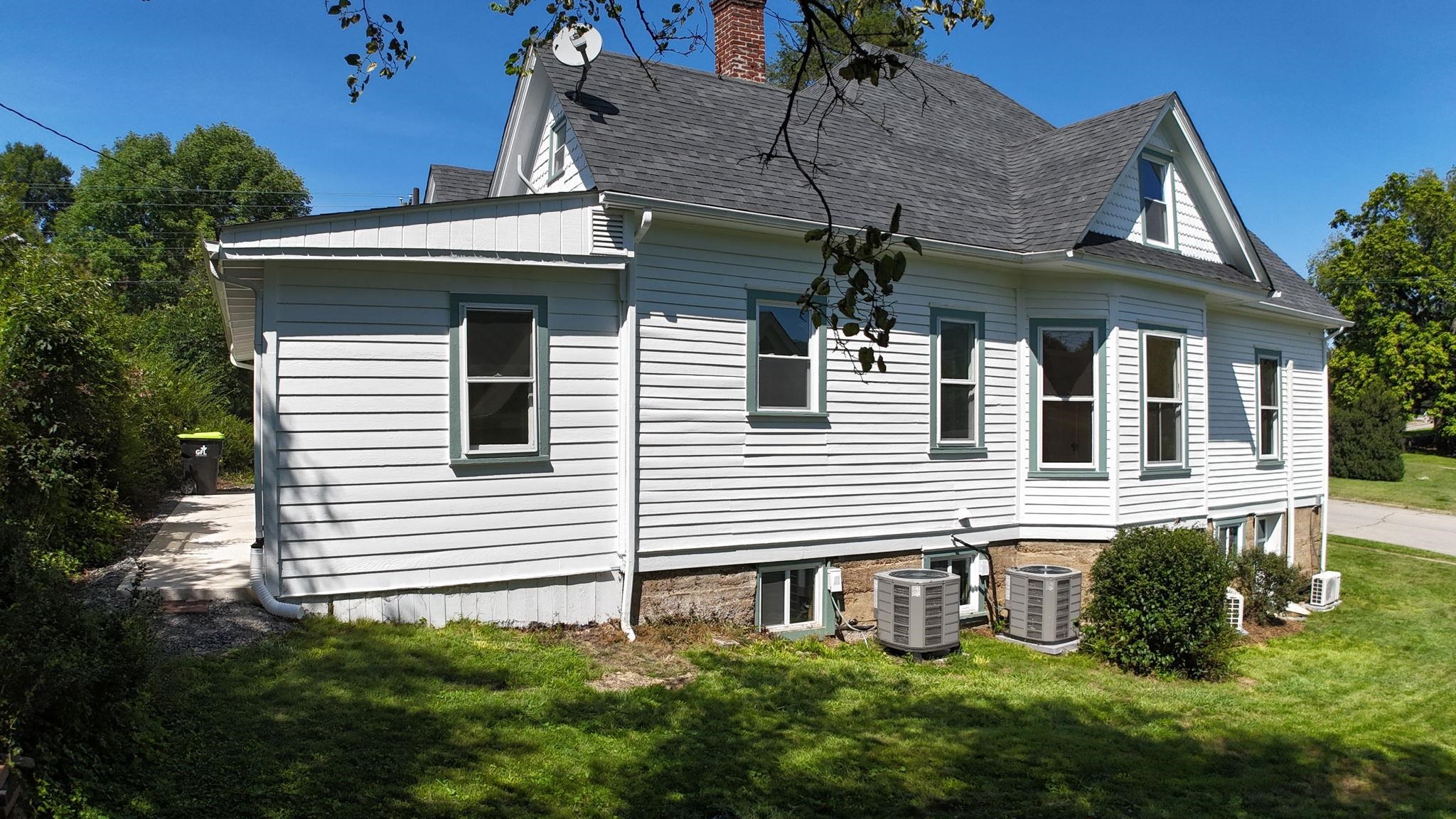525 Madison Avenue N Pulaski VA 24301
