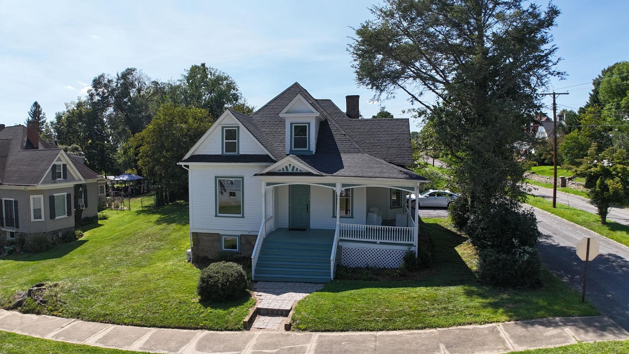 525 Madison Avenue N Pulaski VA 24301