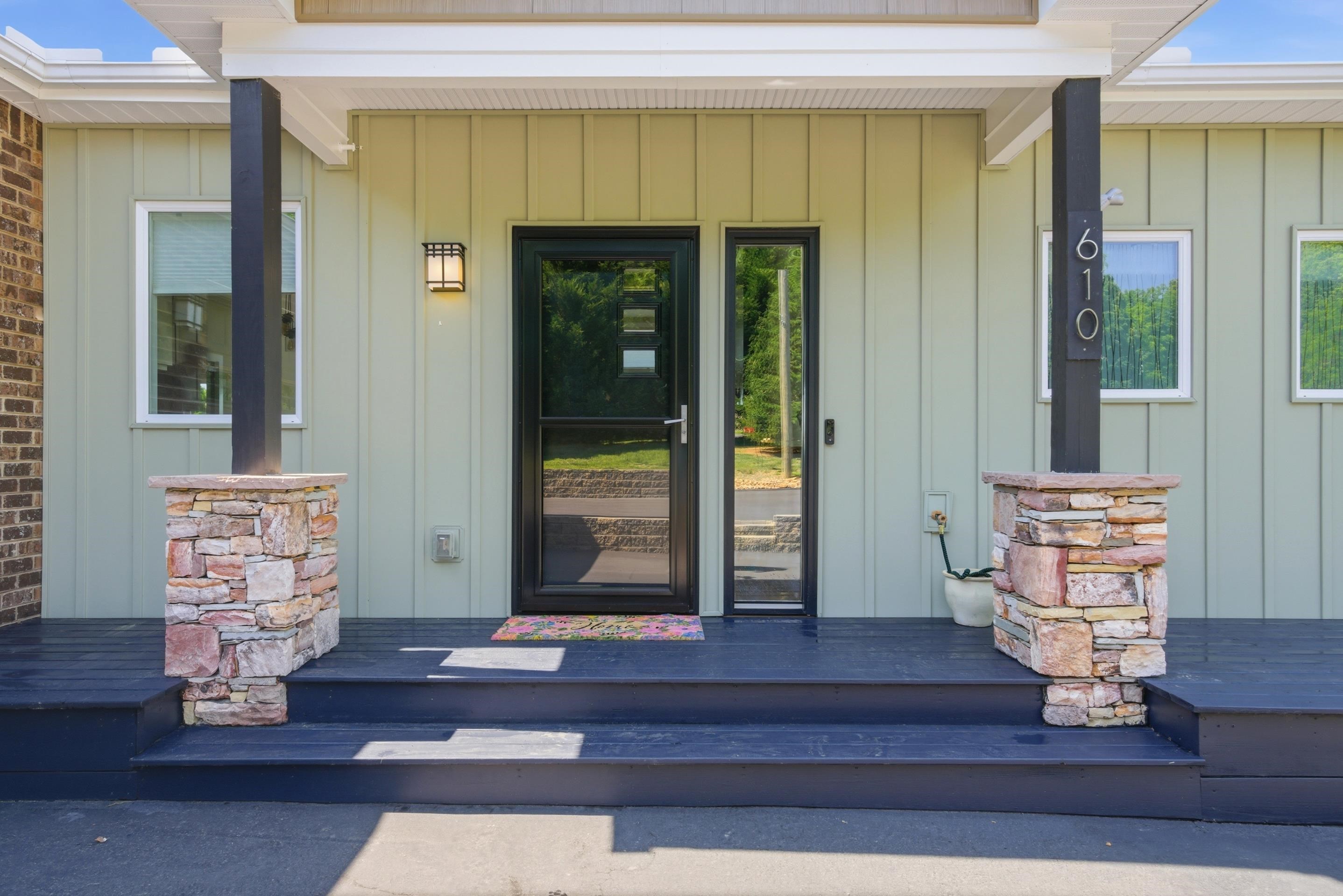 610 Wisteria Drive Radford VA 24141