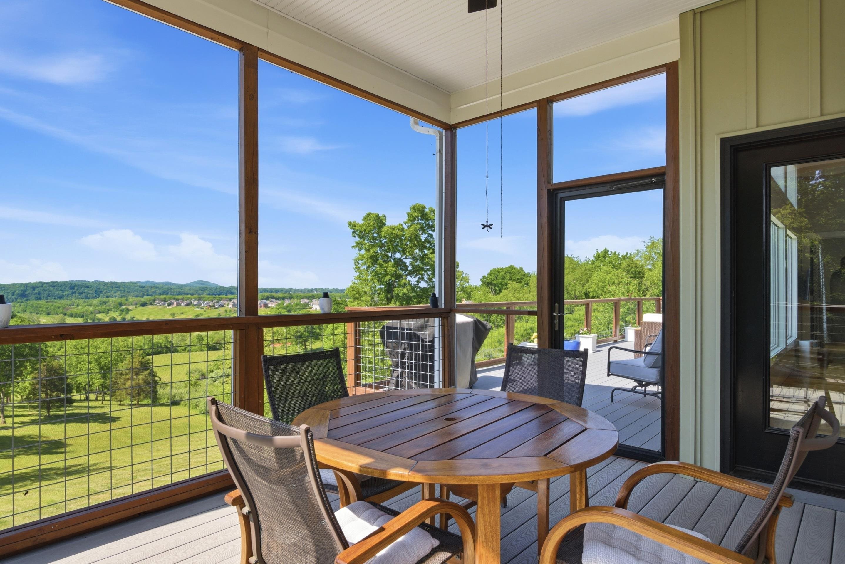 610 Wisteria Drive Radford VA 24141