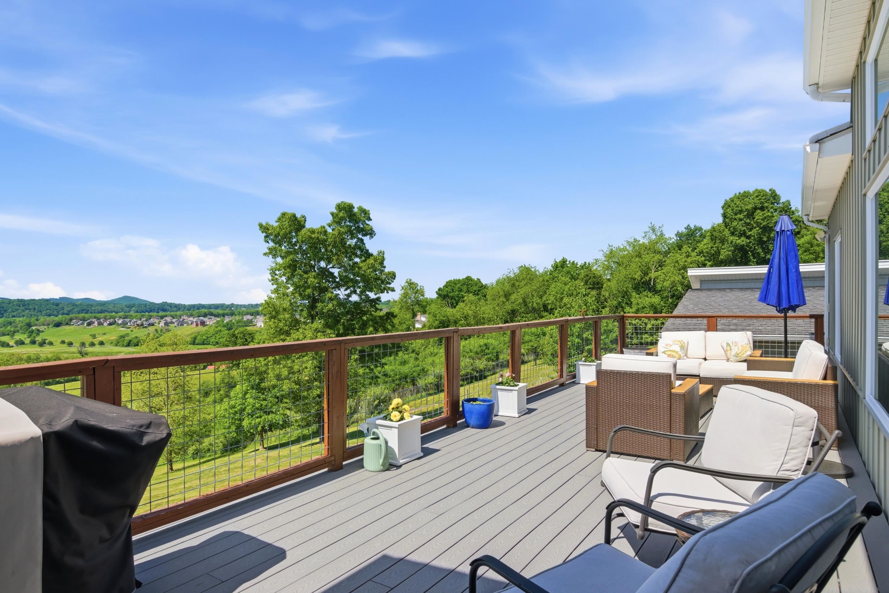 610 Wisteria Drive Radford VA 24141