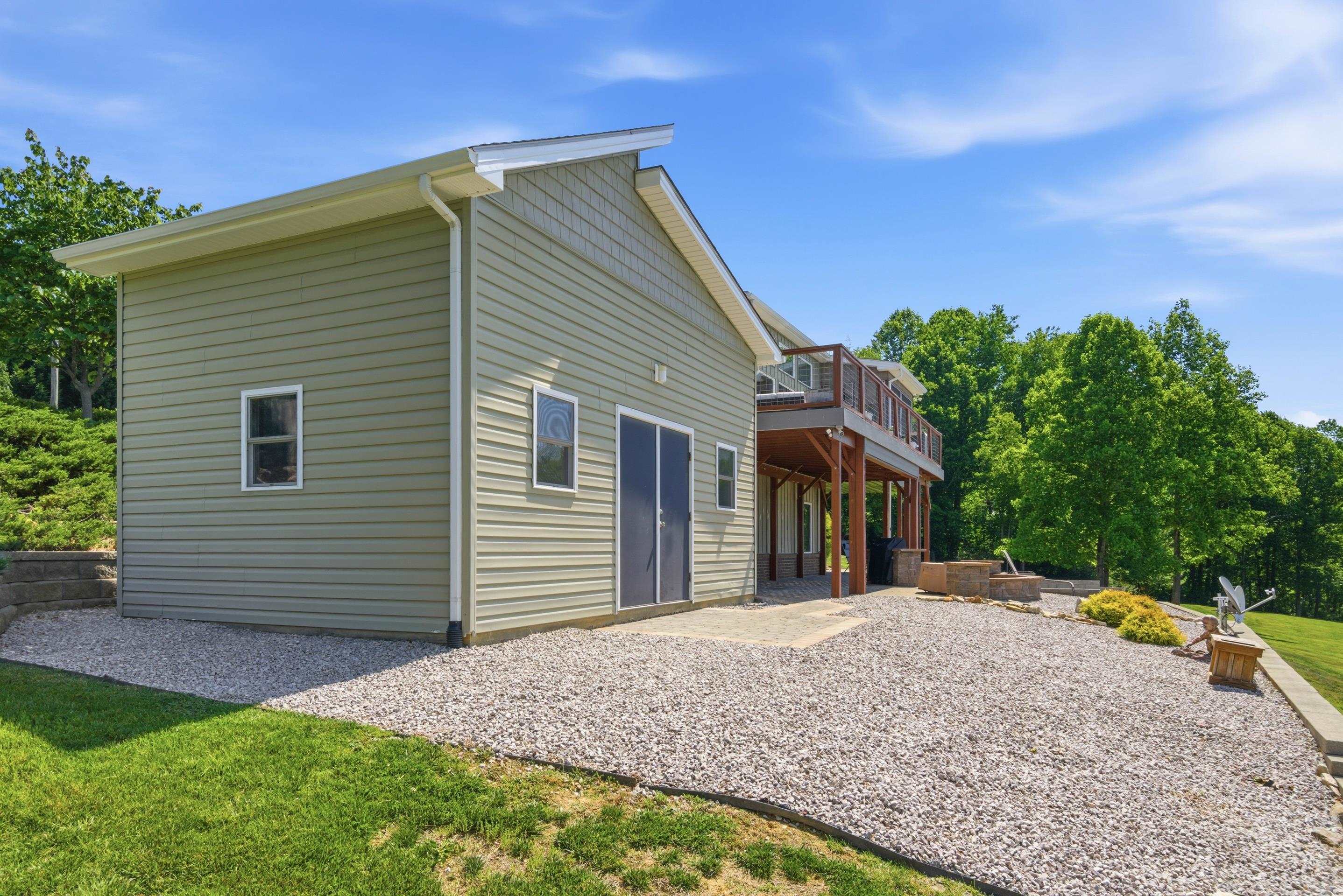 610 Wisteria Drive Radford VA 24141