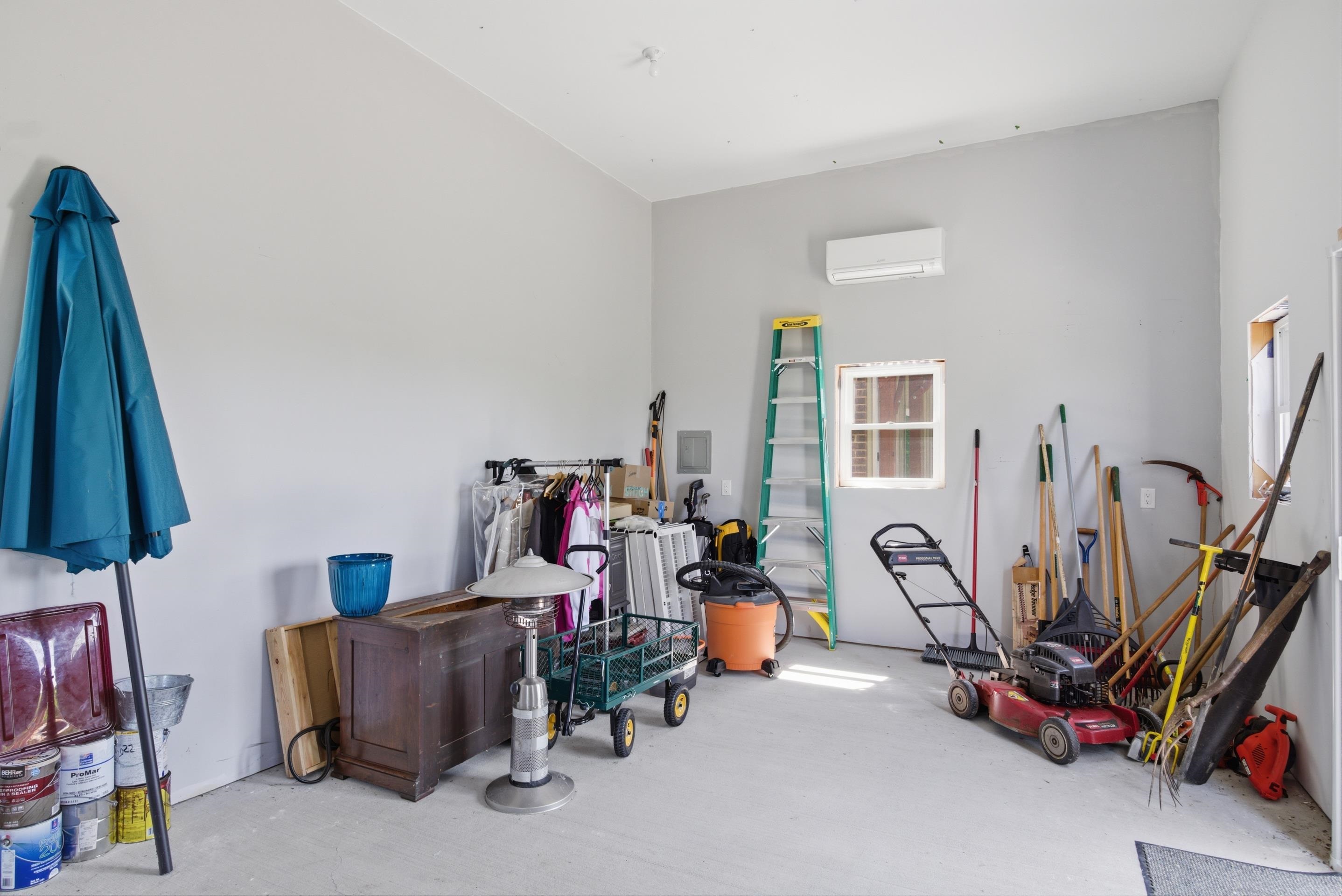 610 Wisteria Drive Radford VA 24141
