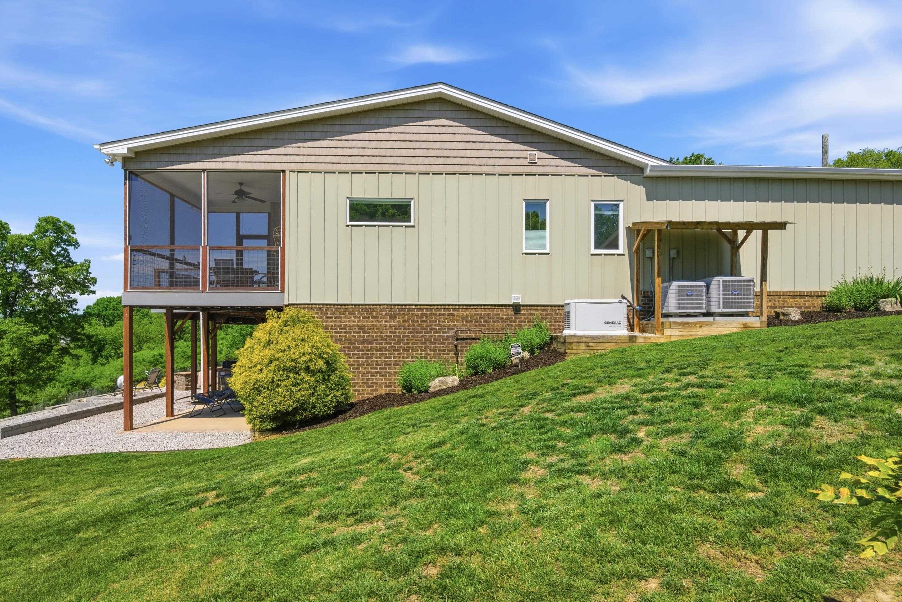 610 Wisteria Drive Radford VA 24141