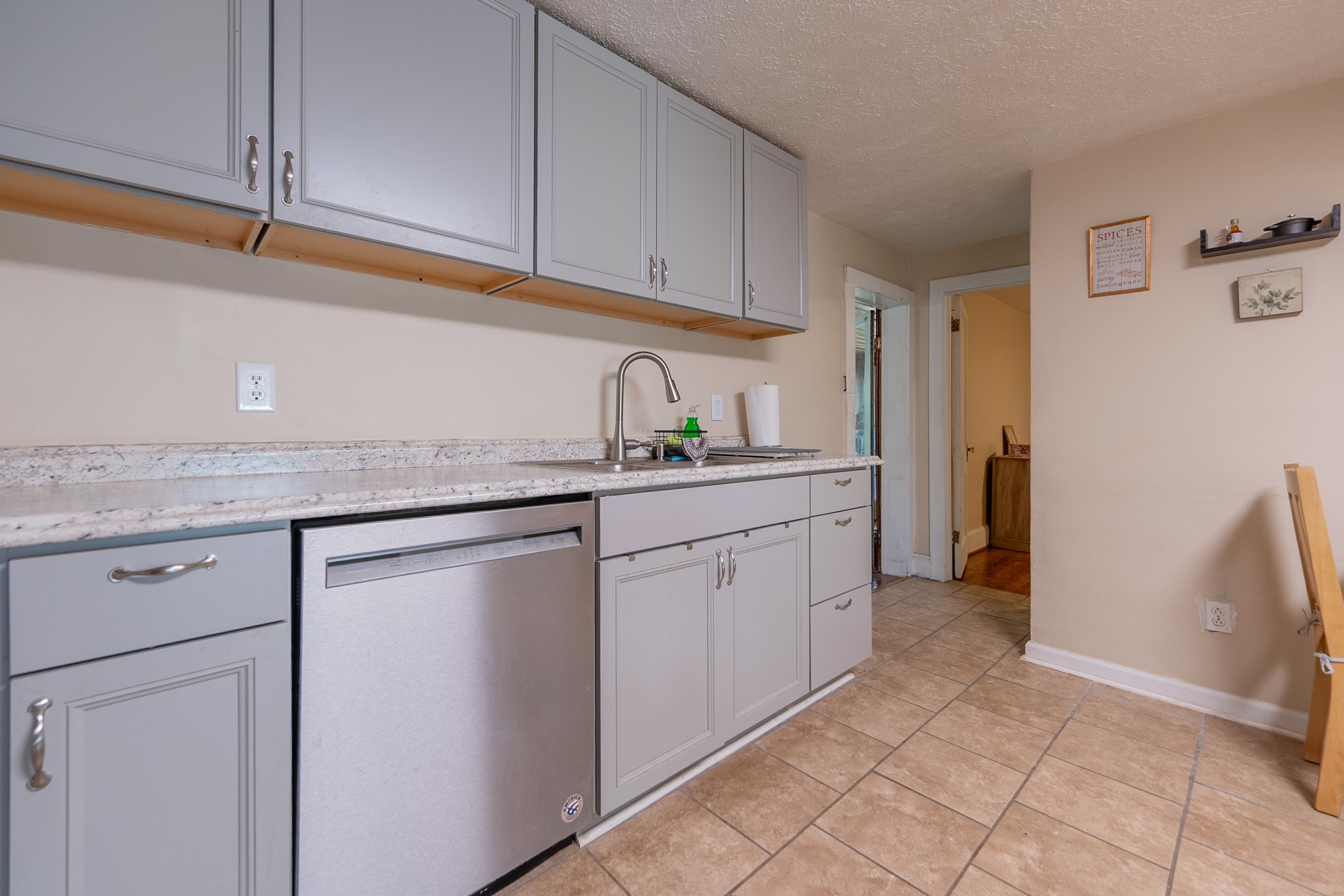 1001 Forest Hill Drive Pulaski VA 24301