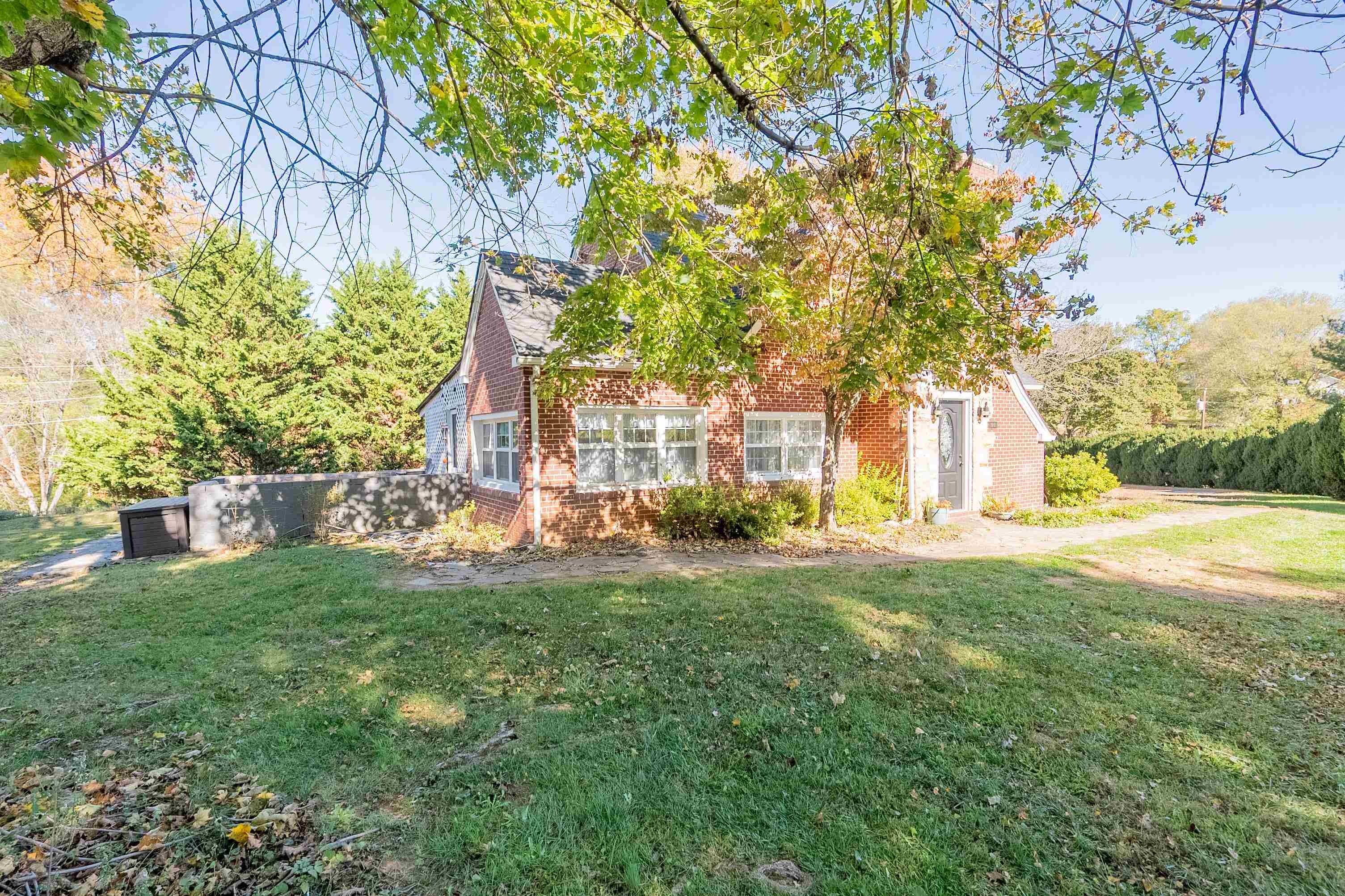 1001 Forest Hill Drive Pulaski VA 24301