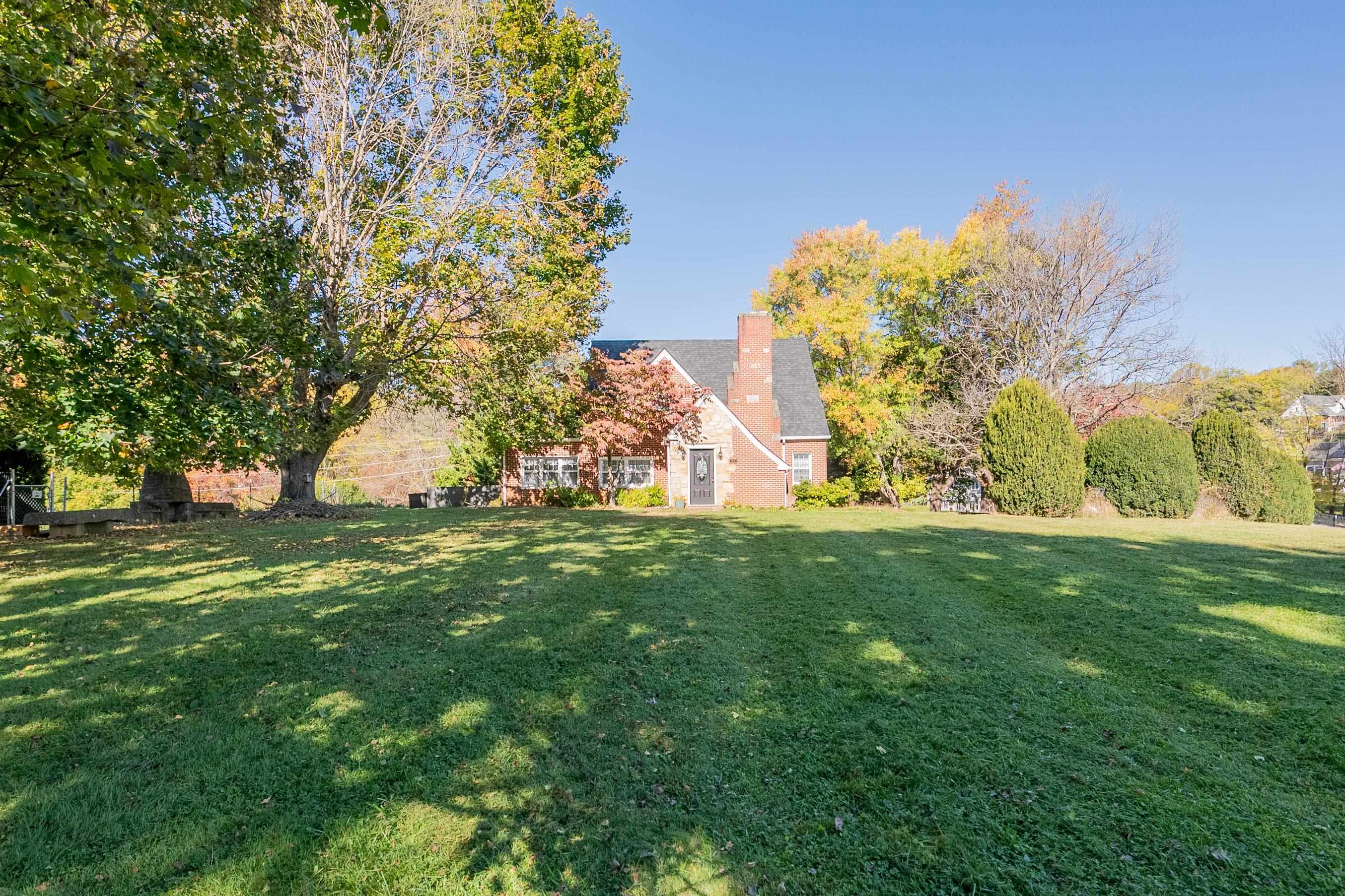 1001 Forest Hill Drive Pulaski VA 24301