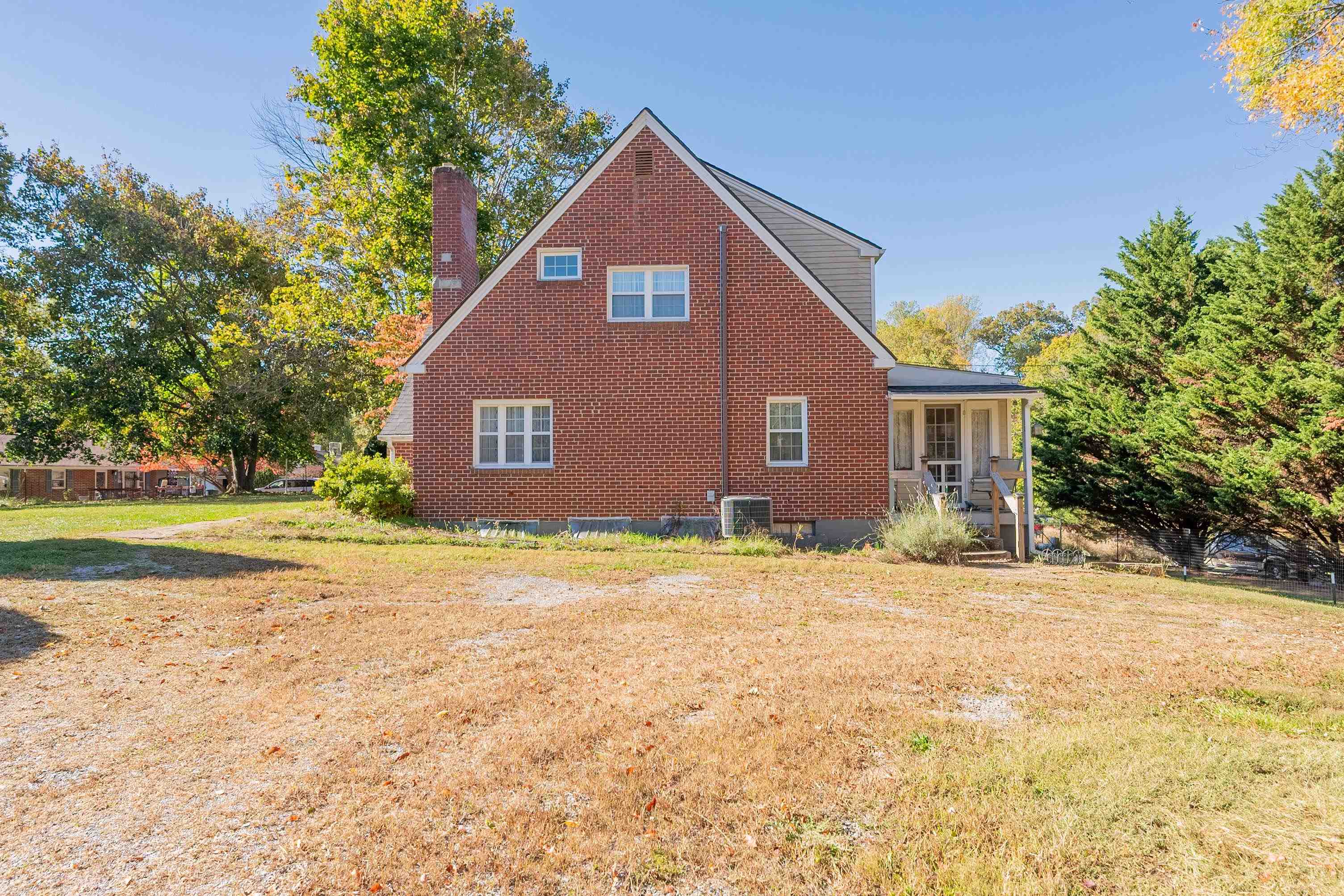 1001 Forest Hill Drive Pulaski VA 24301