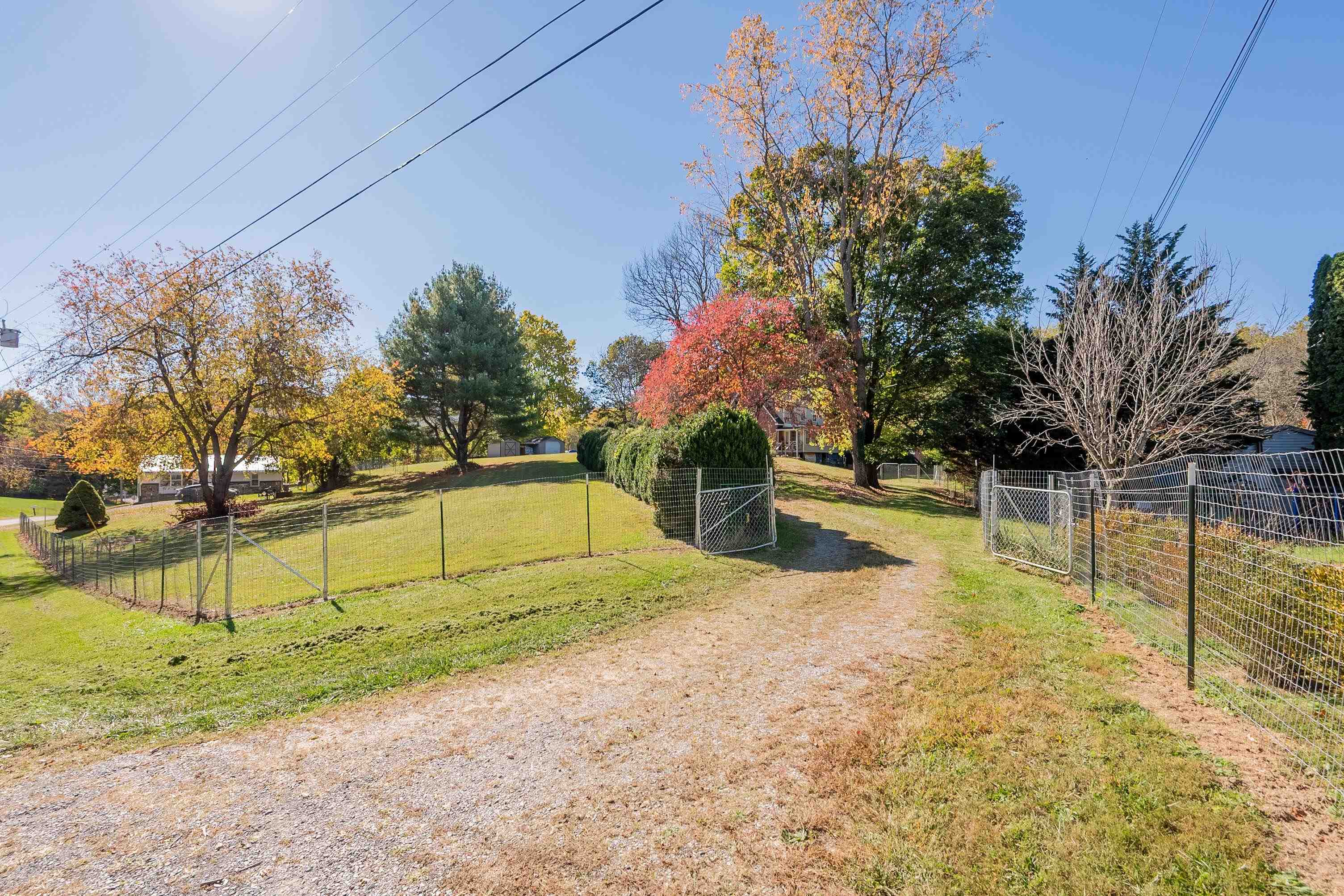 1001 Forest Hill Drive Pulaski VA 24301