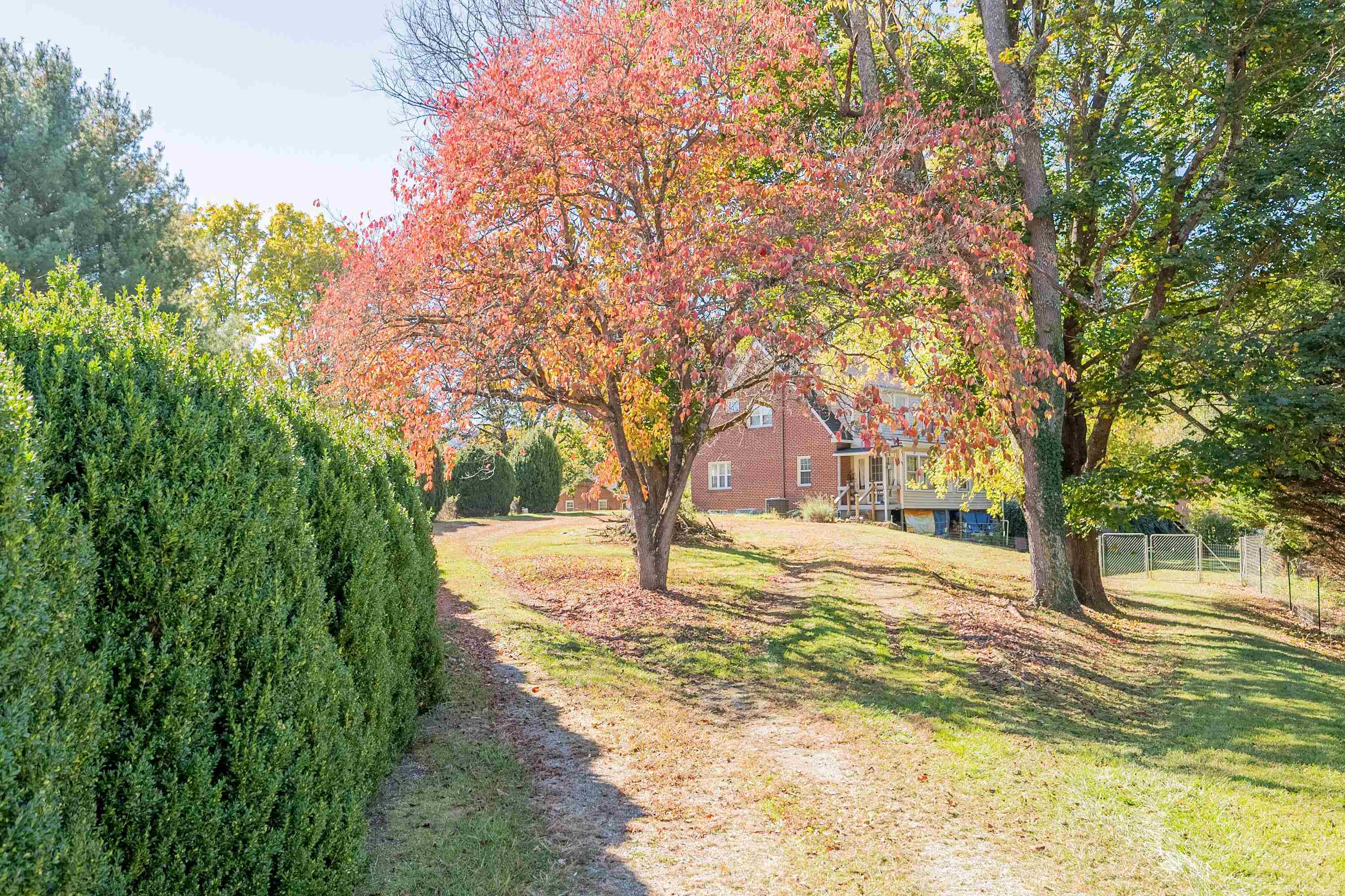 1001 Forest Hill Drive Pulaski VA 24301