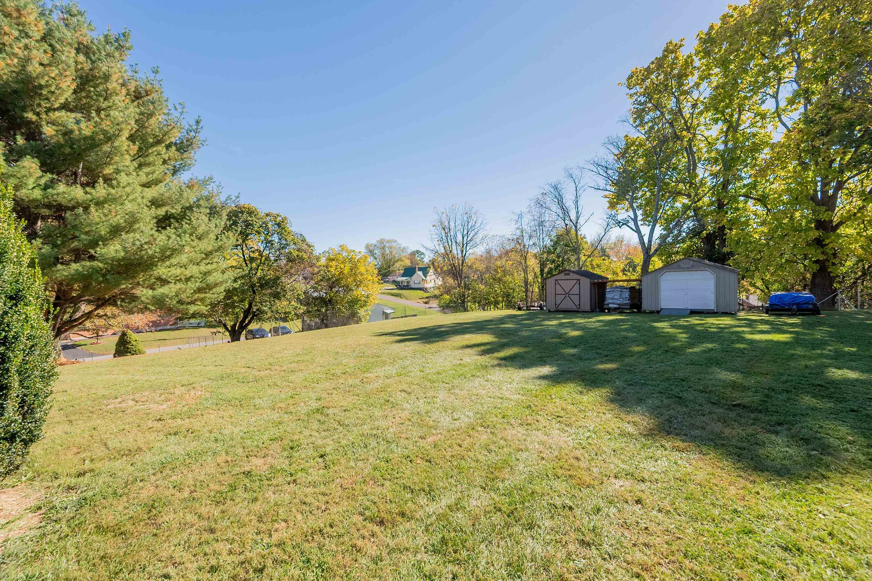 1001 Forest Hill Drive Pulaski VA 24301