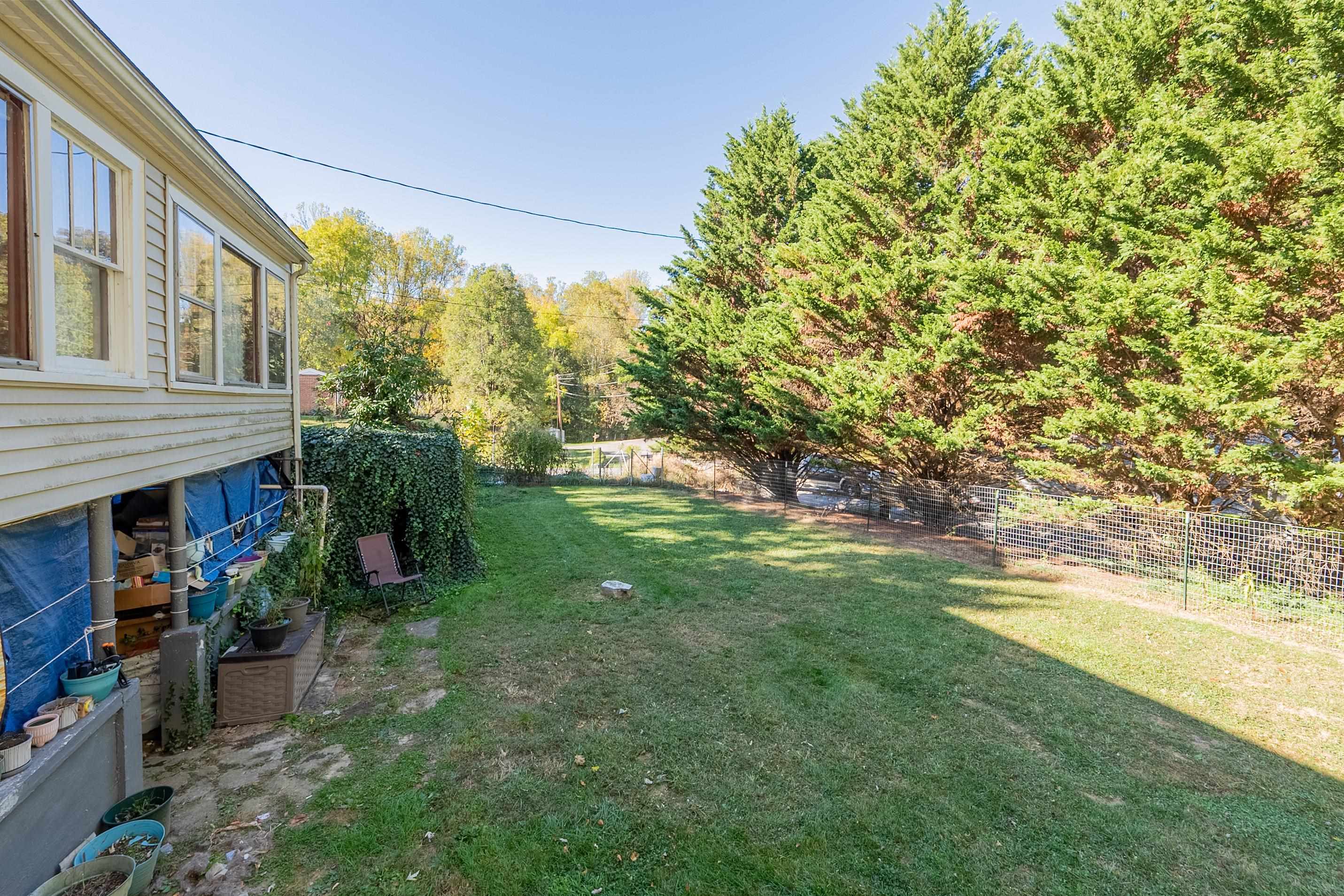 1001 Forest Hill Drive Pulaski VA 24301