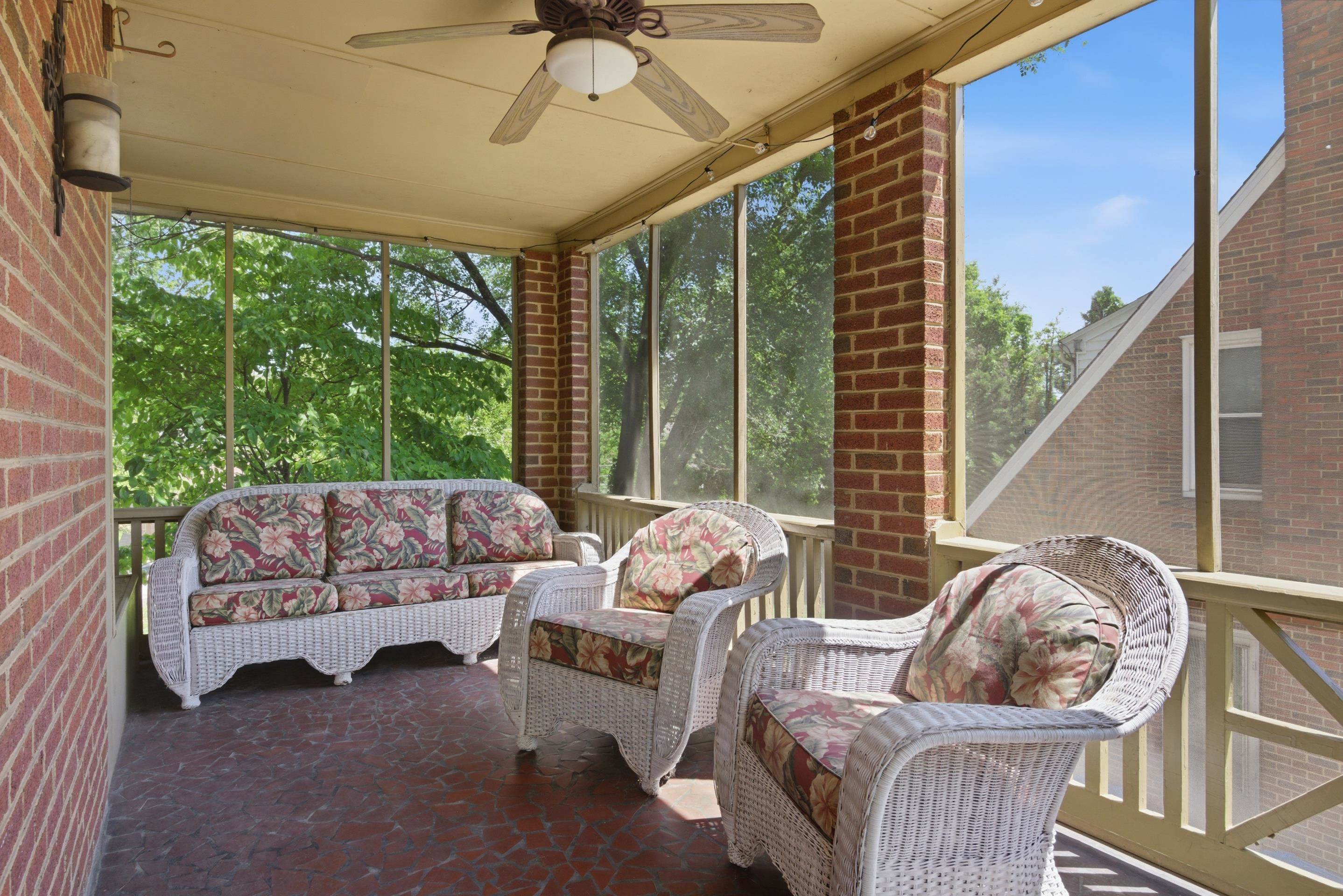 1609 Center Hill Drive SW Roanoke VA 24015