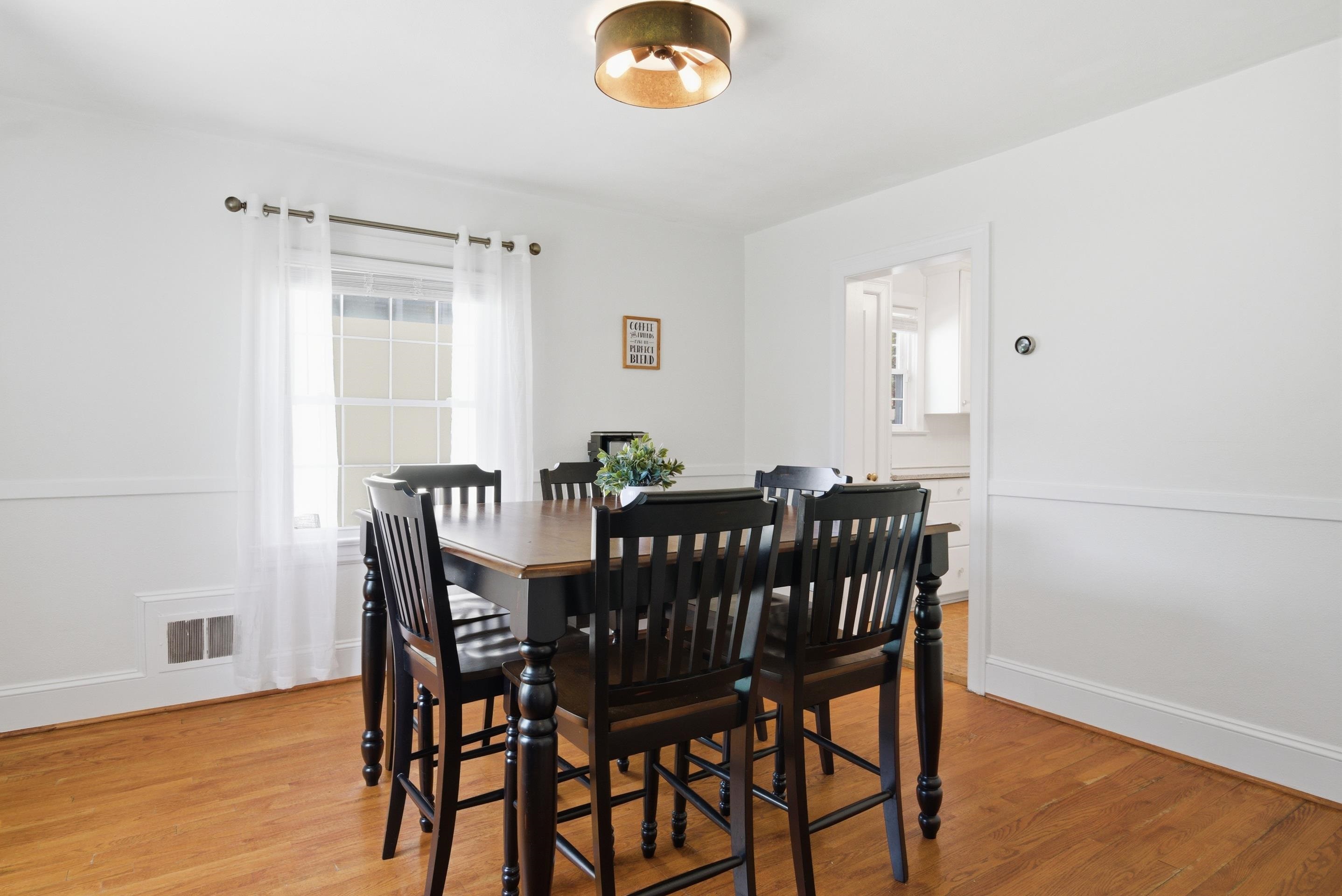 1609 Center Hill Drive SW Roanoke VA 24015