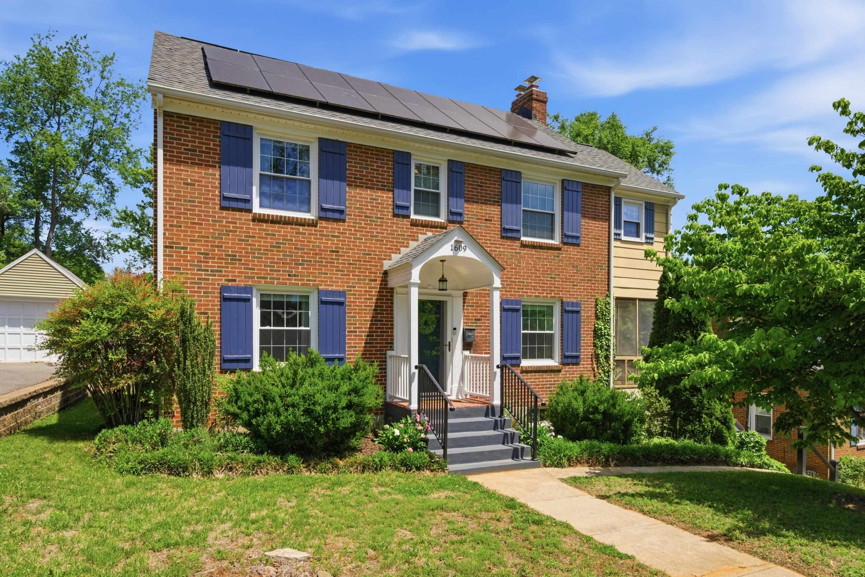 1609 Center Hill Drive SW Roanoke VA 24015