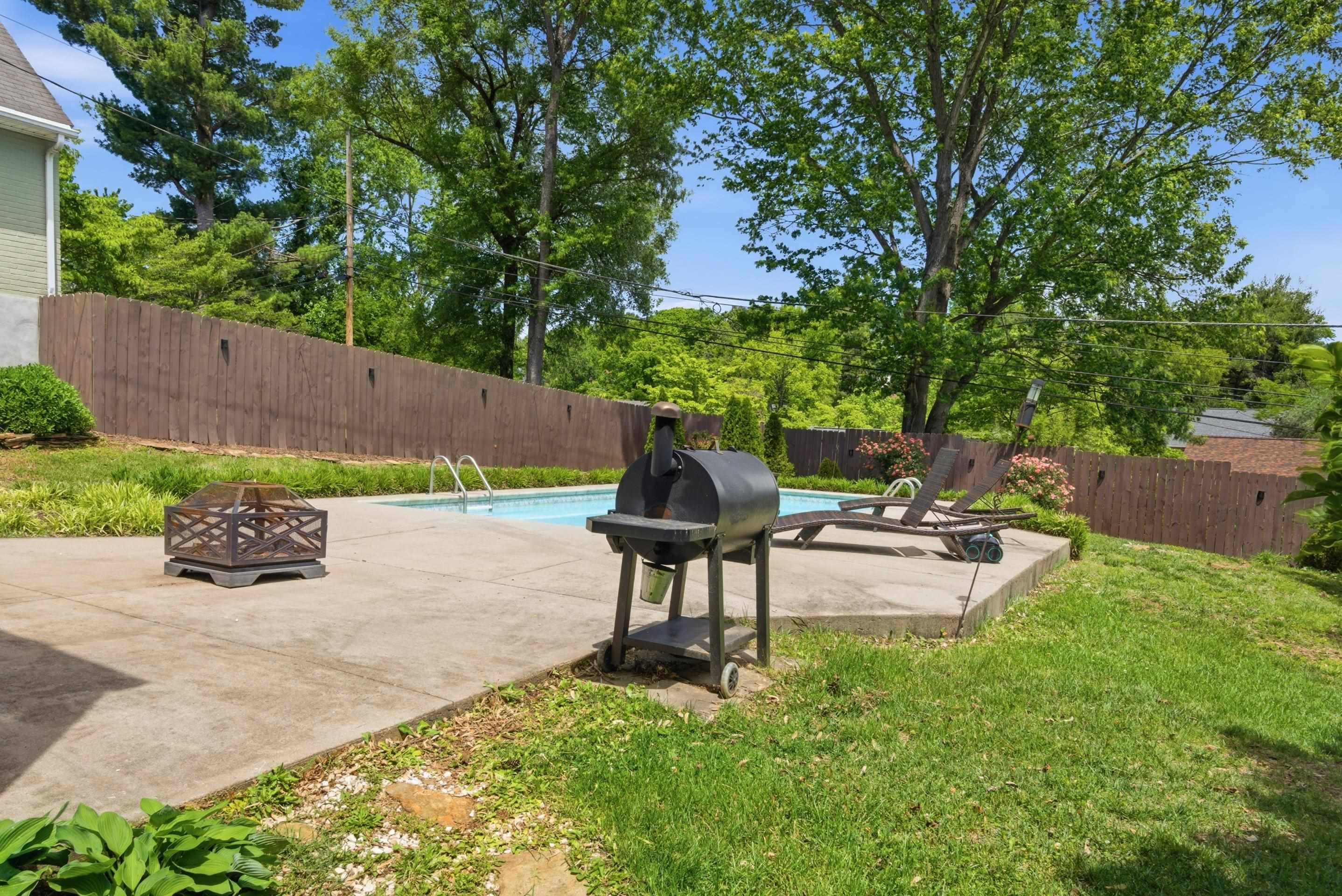 1609 Center Hill Drive SW Roanoke VA 24015