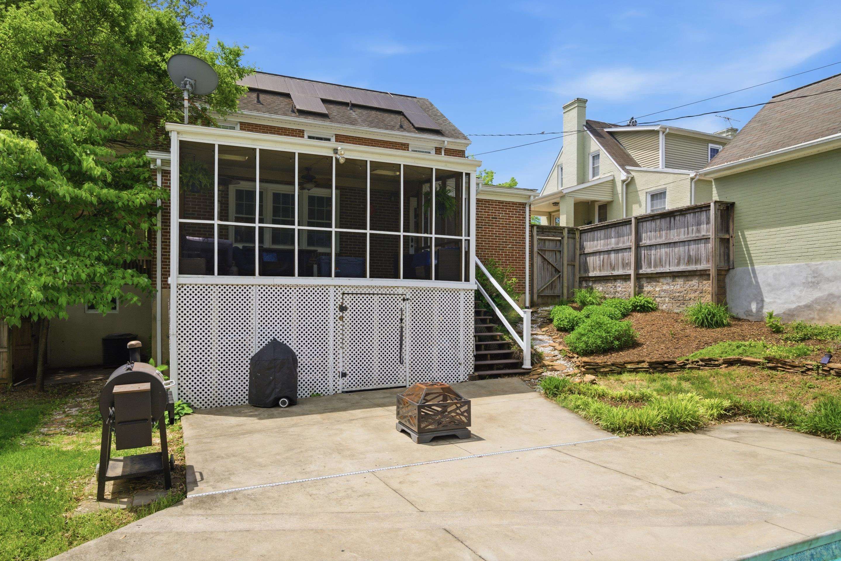 1609 Center Hill Drive SW Roanoke VA 24015