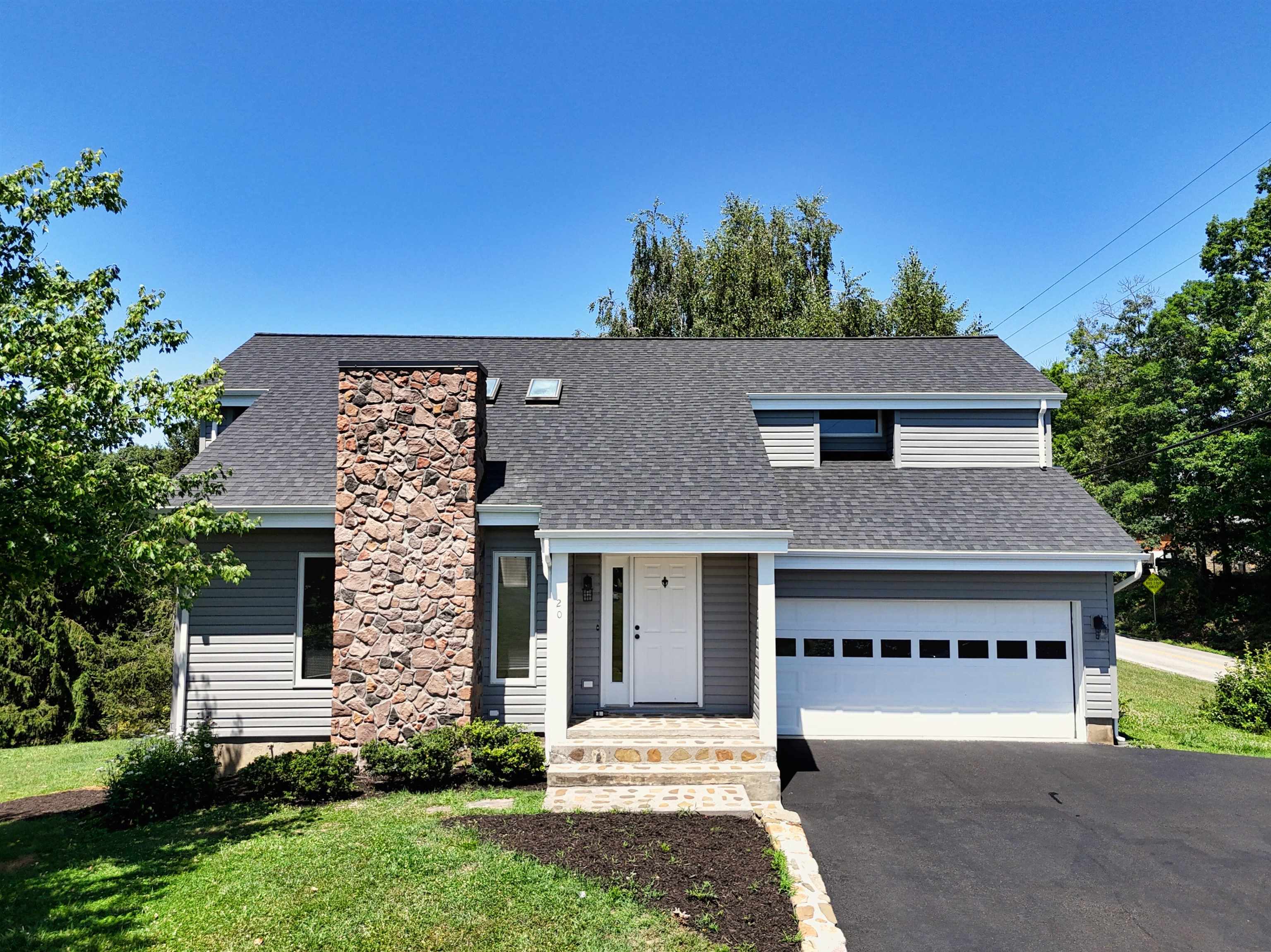 20 Howery Street Christiansburg VA 24073