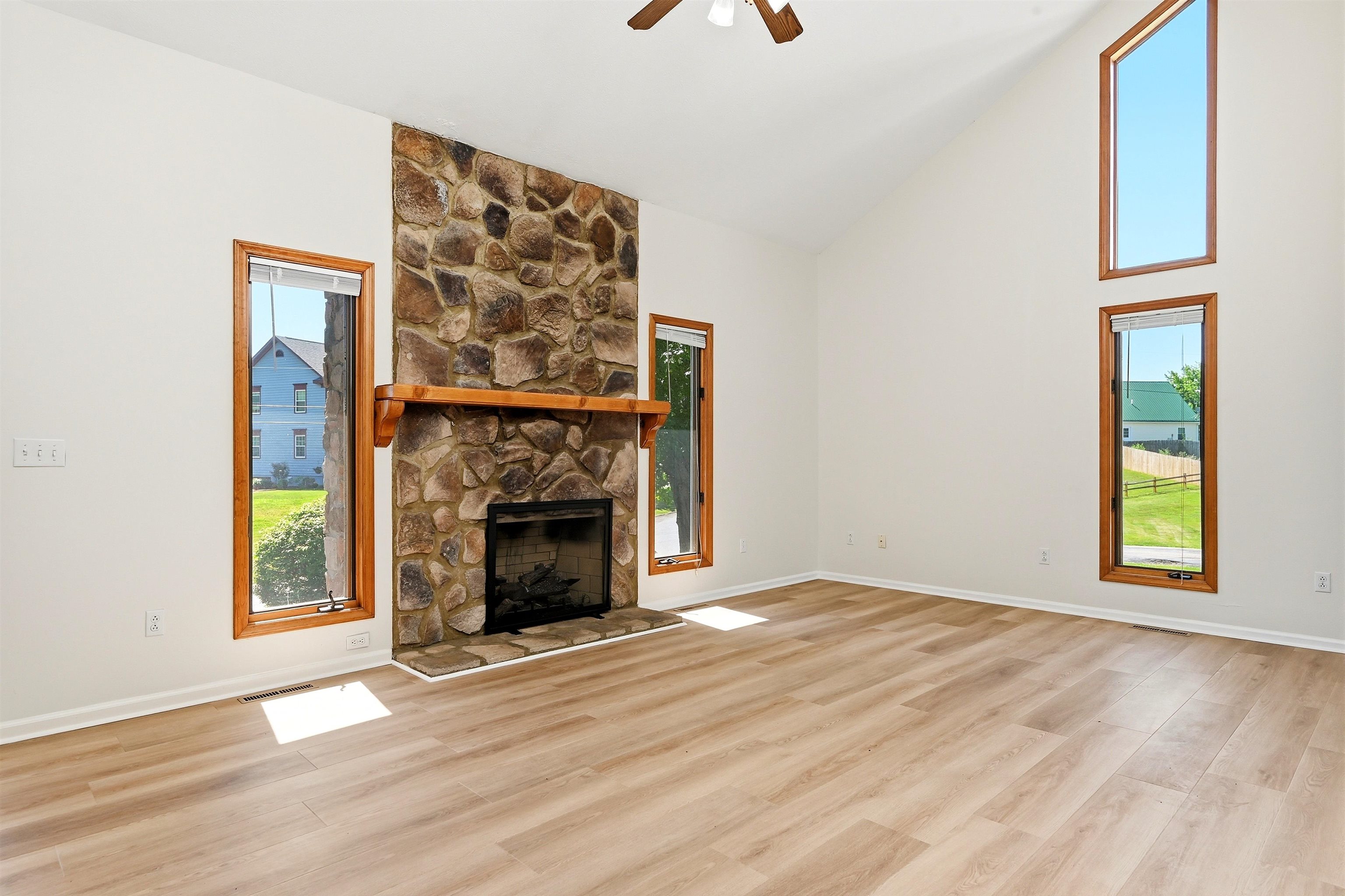 20 Howery Street Christiansburg VA 24073