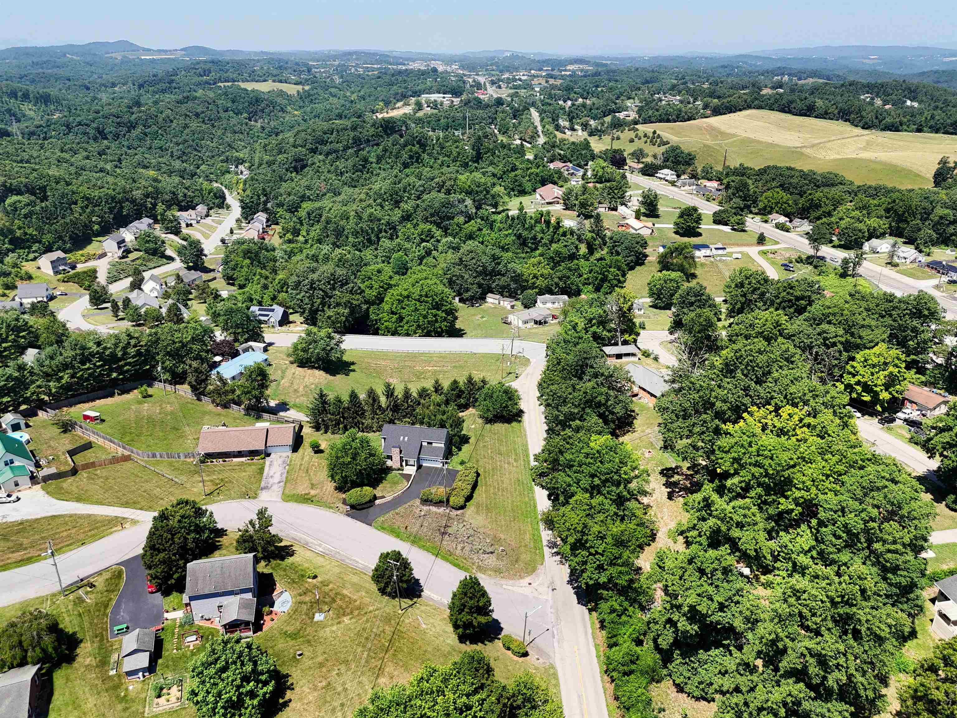 20 Howery Street Christiansburg VA 24073