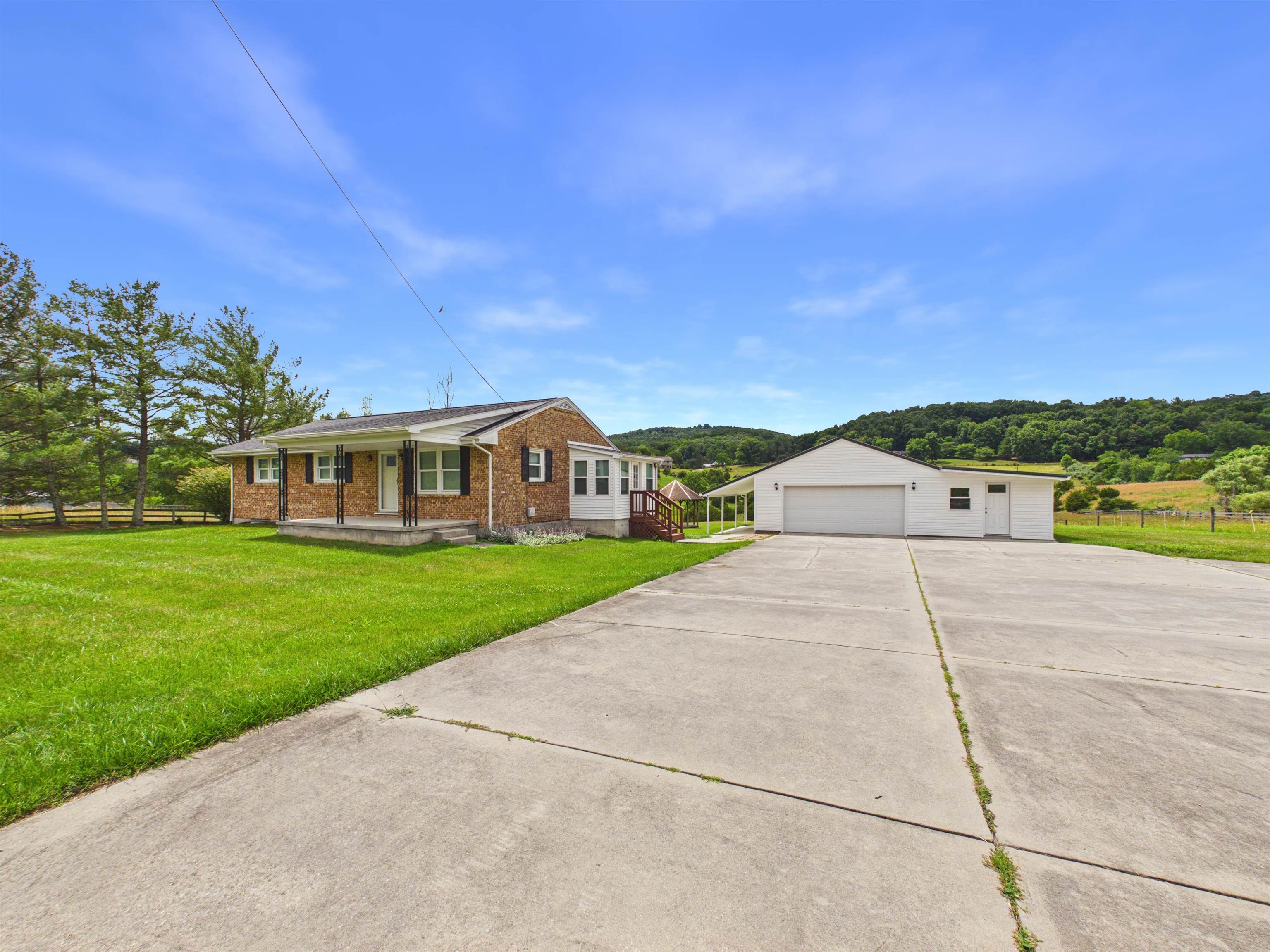 2653 Lusters Gate Road Blacksburg VA 24060