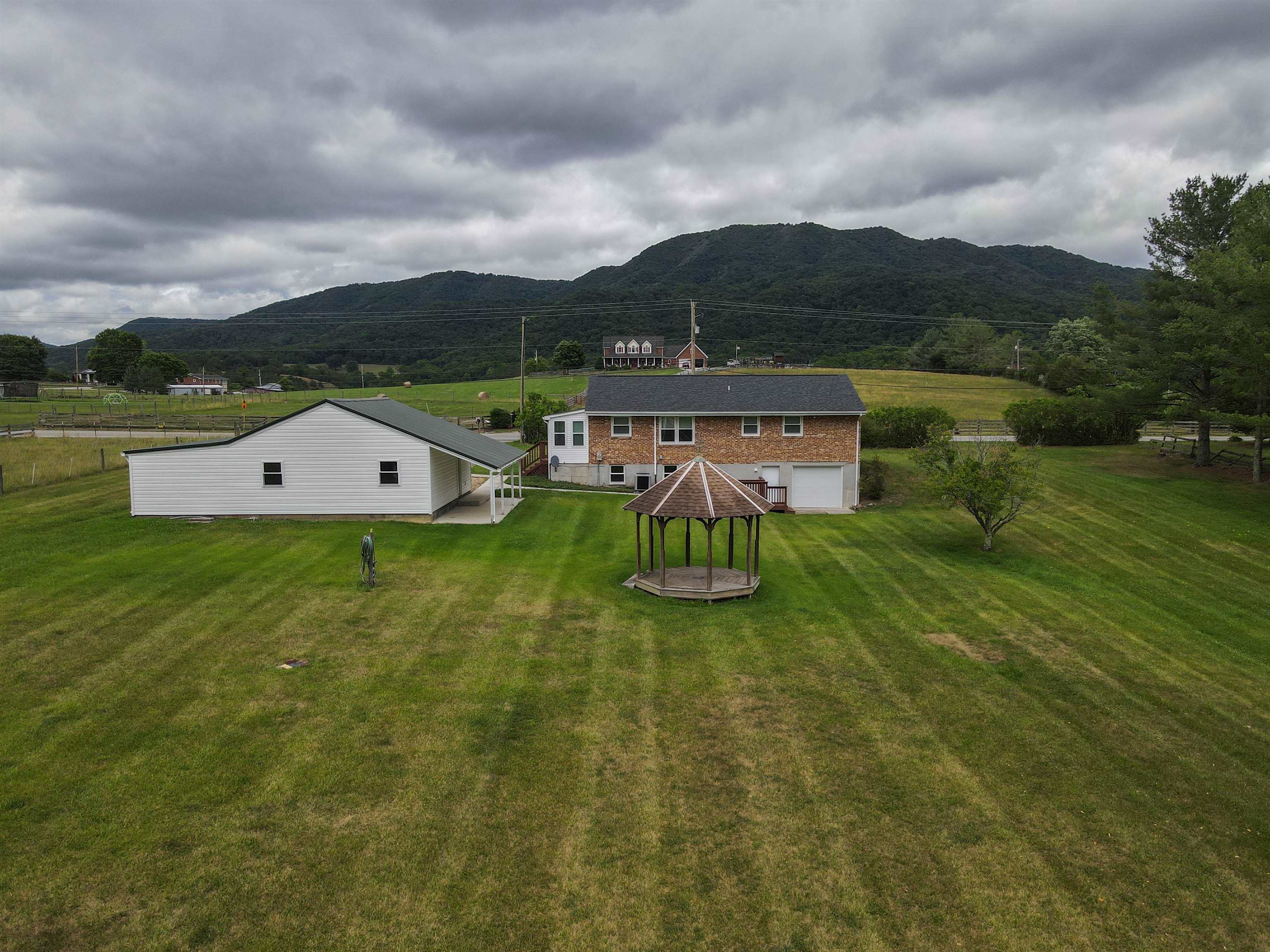 2653 Lusters Gate Road Blacksburg VA 24060