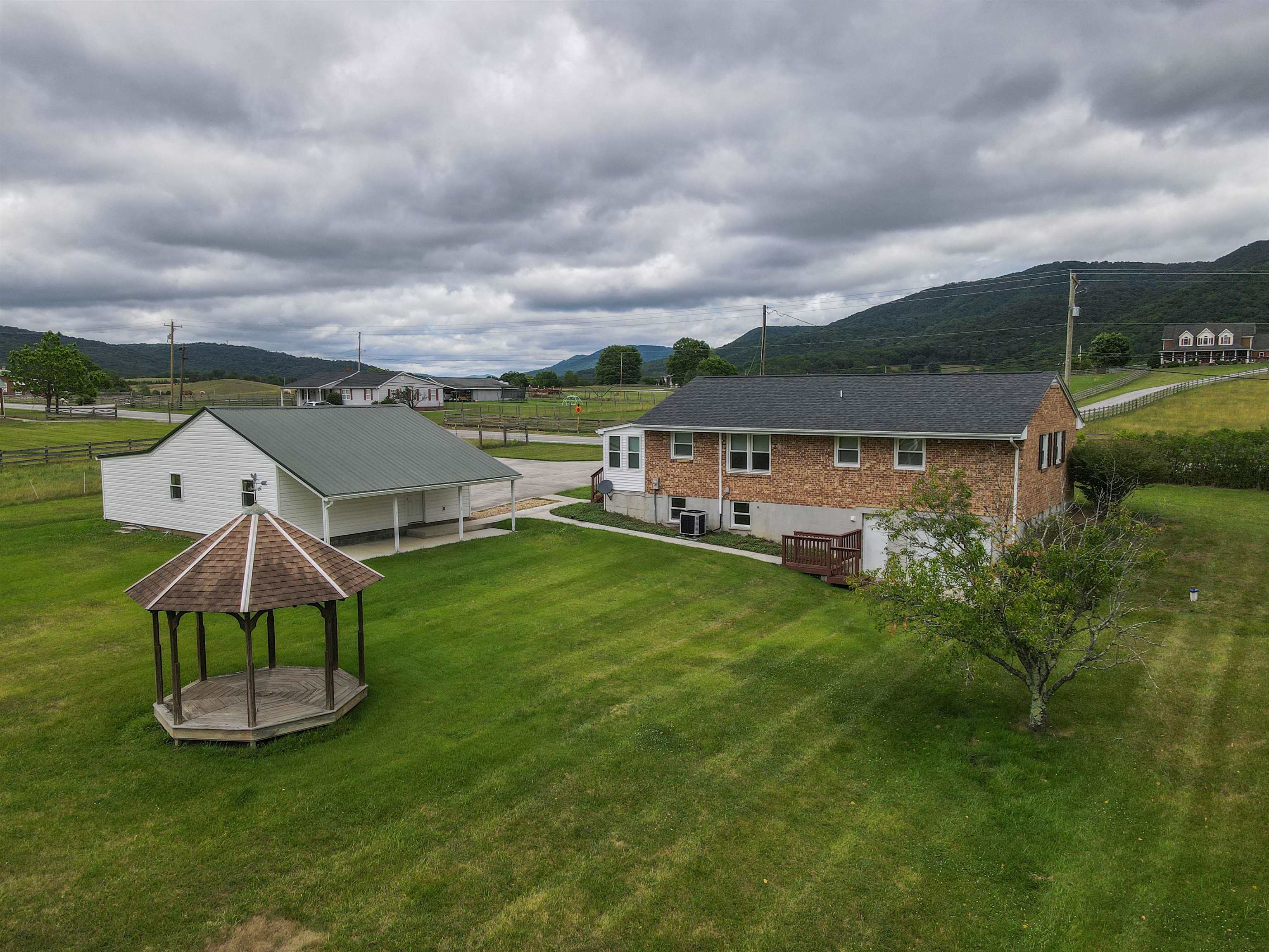 2653 Lusters Gate Road Blacksburg VA 24060