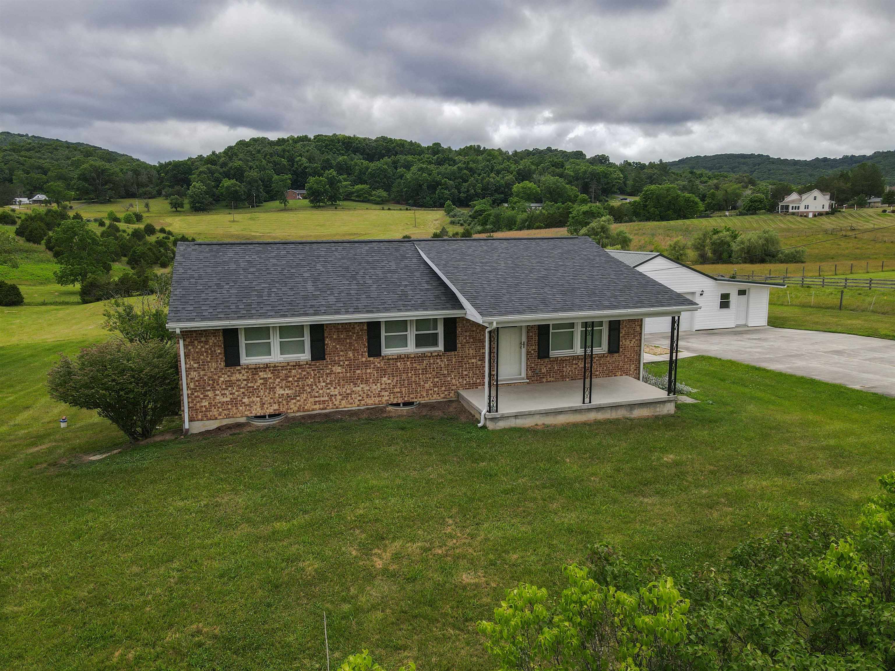2653 Lusters Gate Road Blacksburg VA 24060