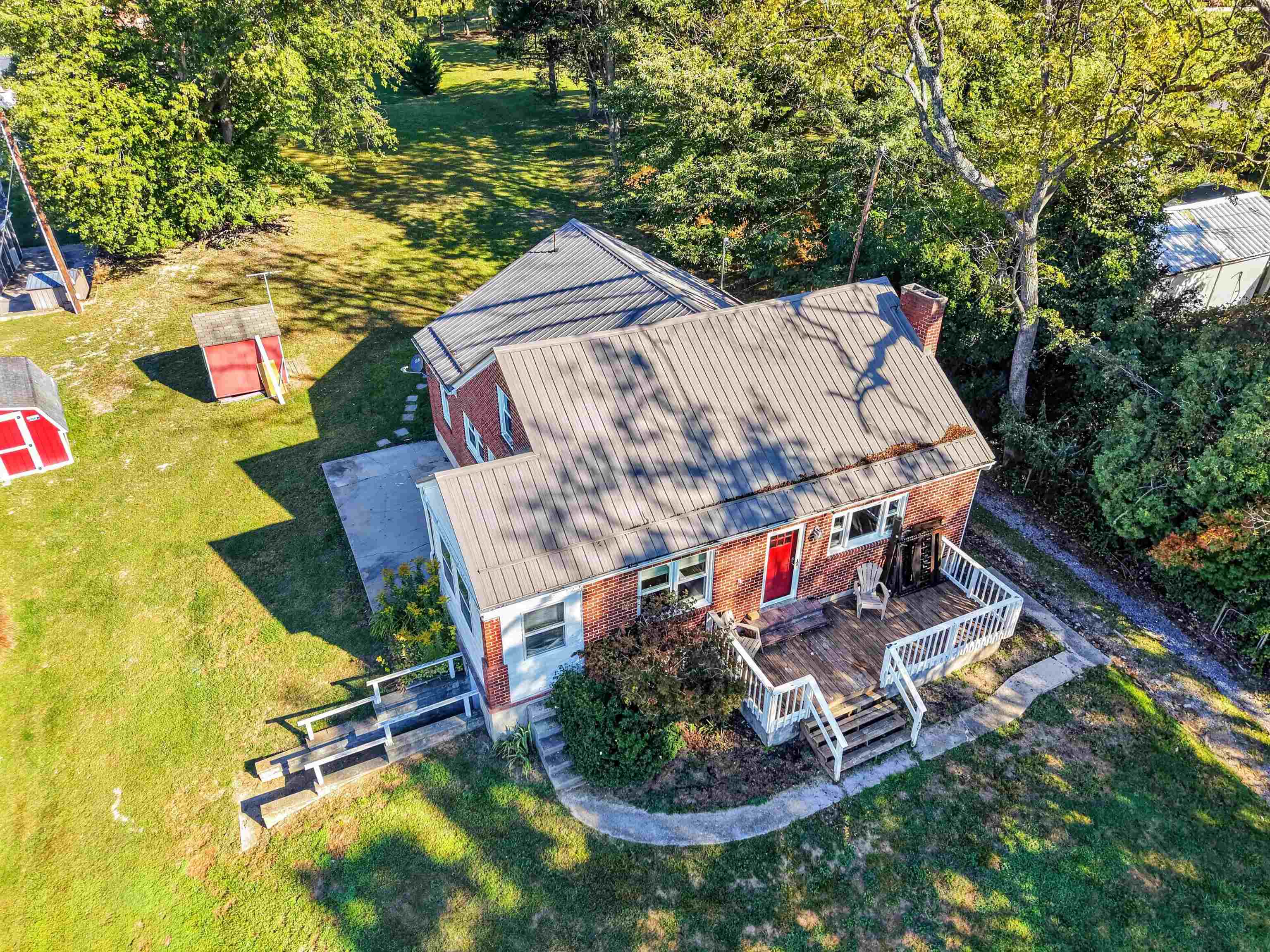 1725 Newbern Road Pulaski VA 24301