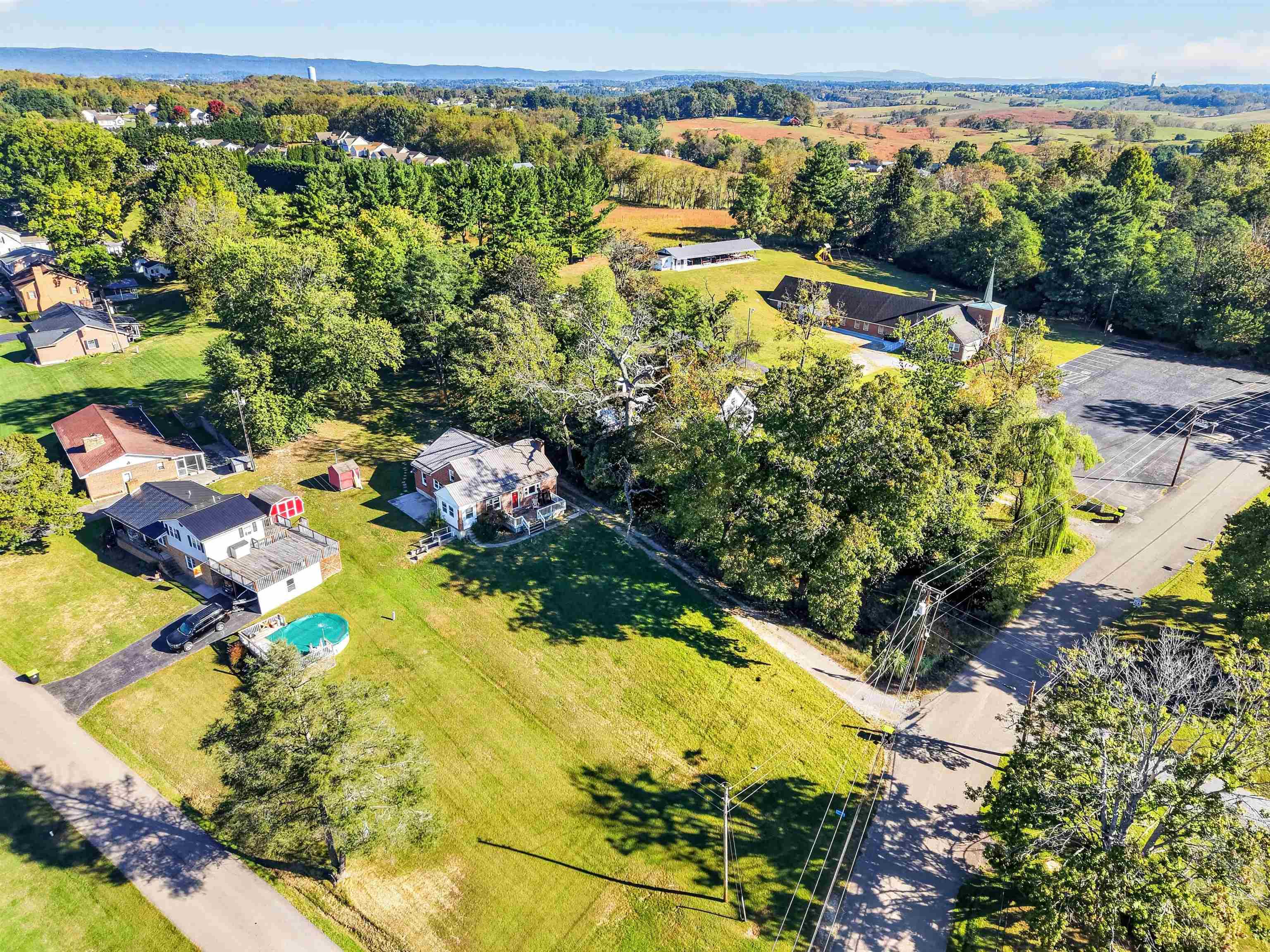 1725 Newbern Road Pulaski VA 24301