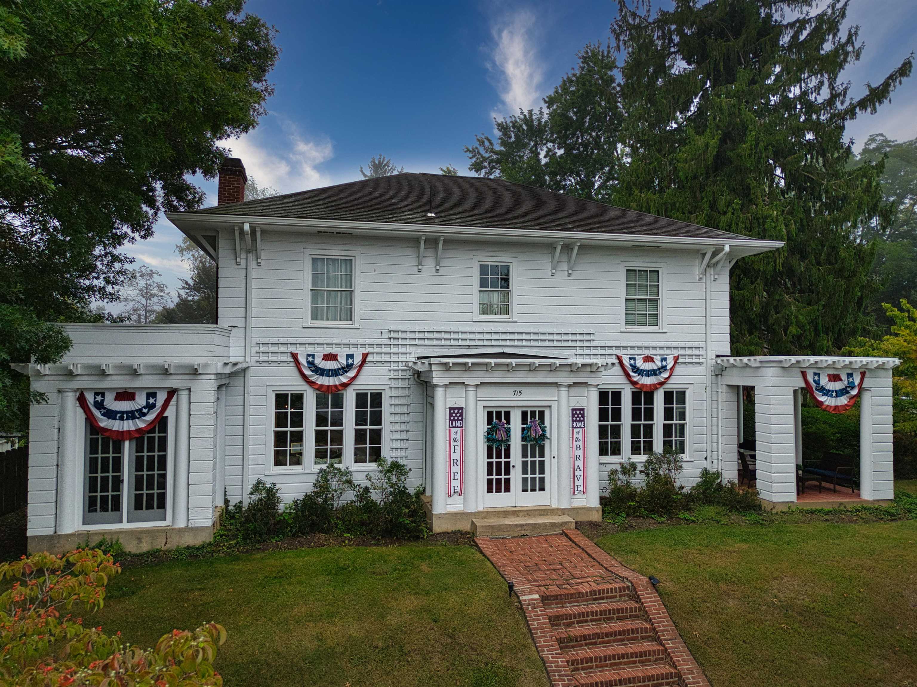715 Oak Lane Radford VA 24141