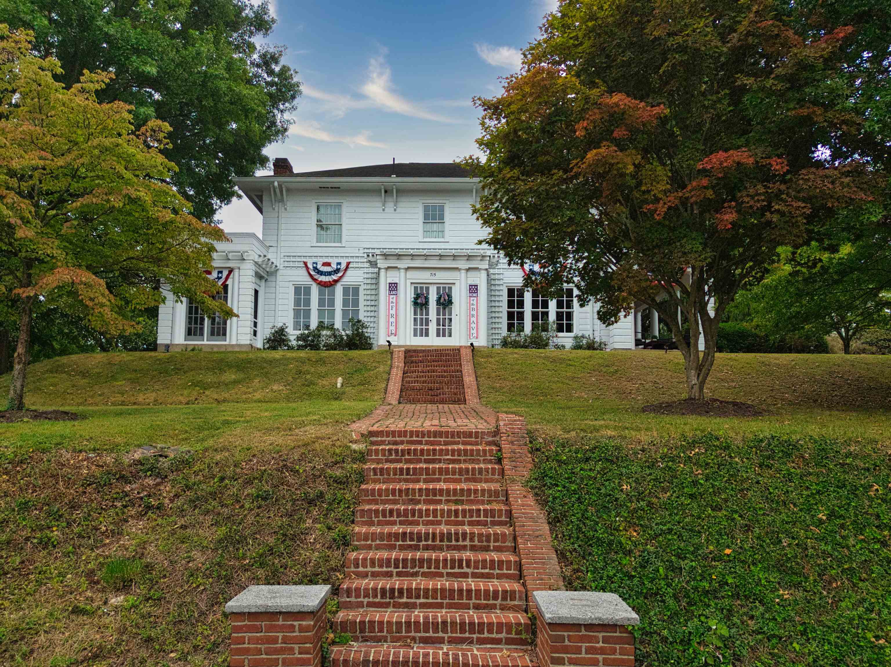 715 Oak Lane Radford VA 24141
