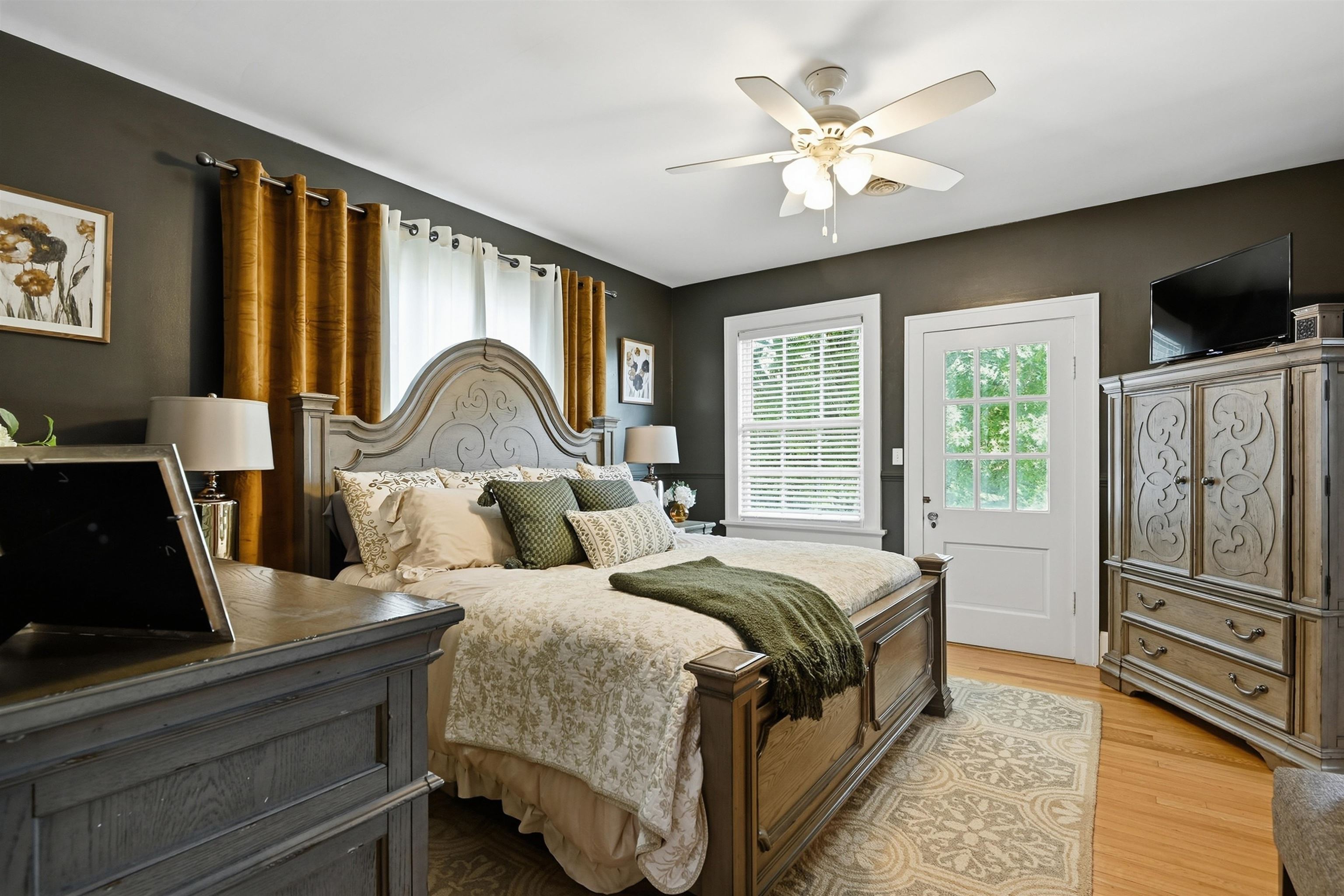 715 Oak Lane Radford VA 24141