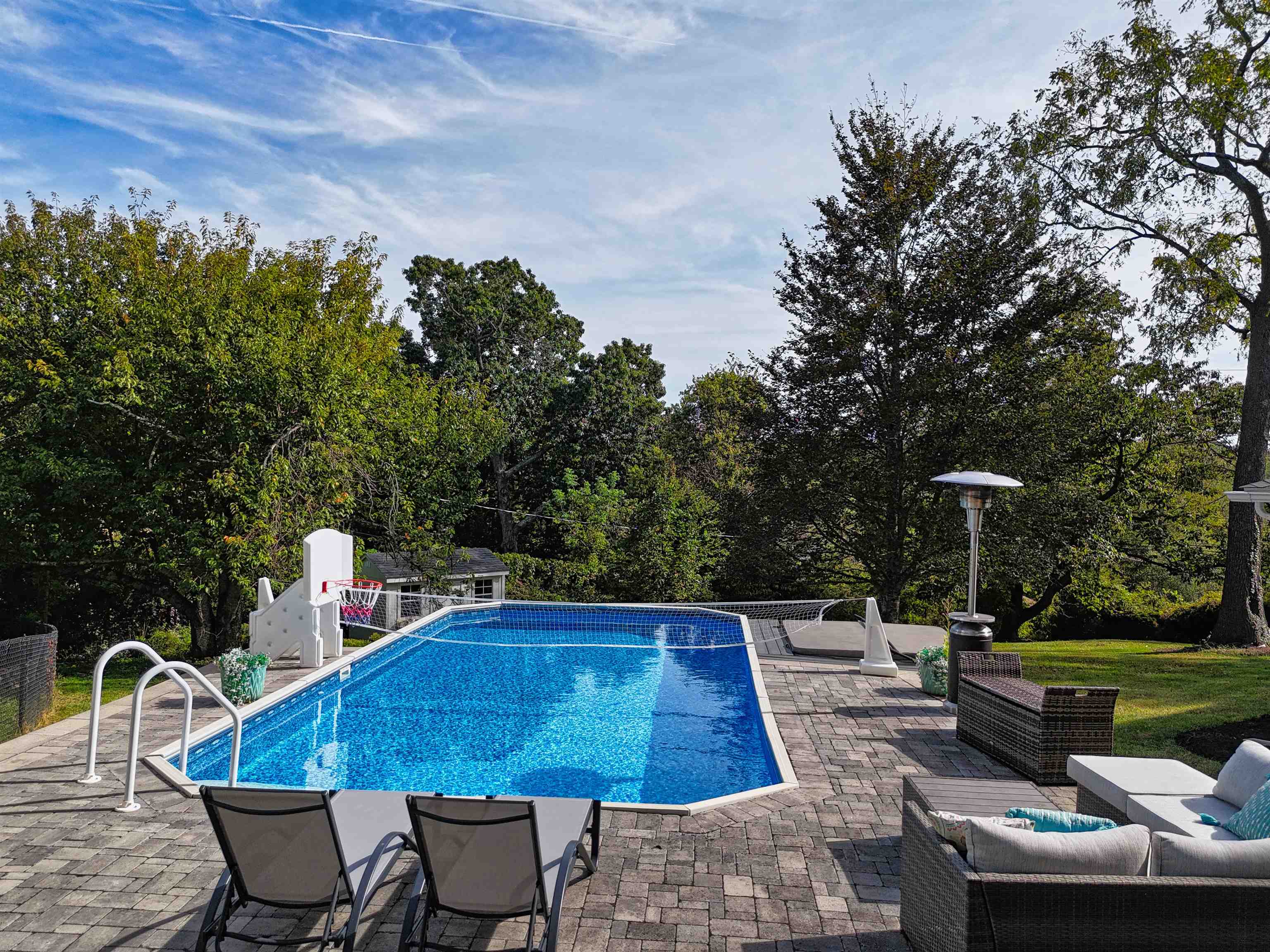 715 Oak Lane Radford VA 24141