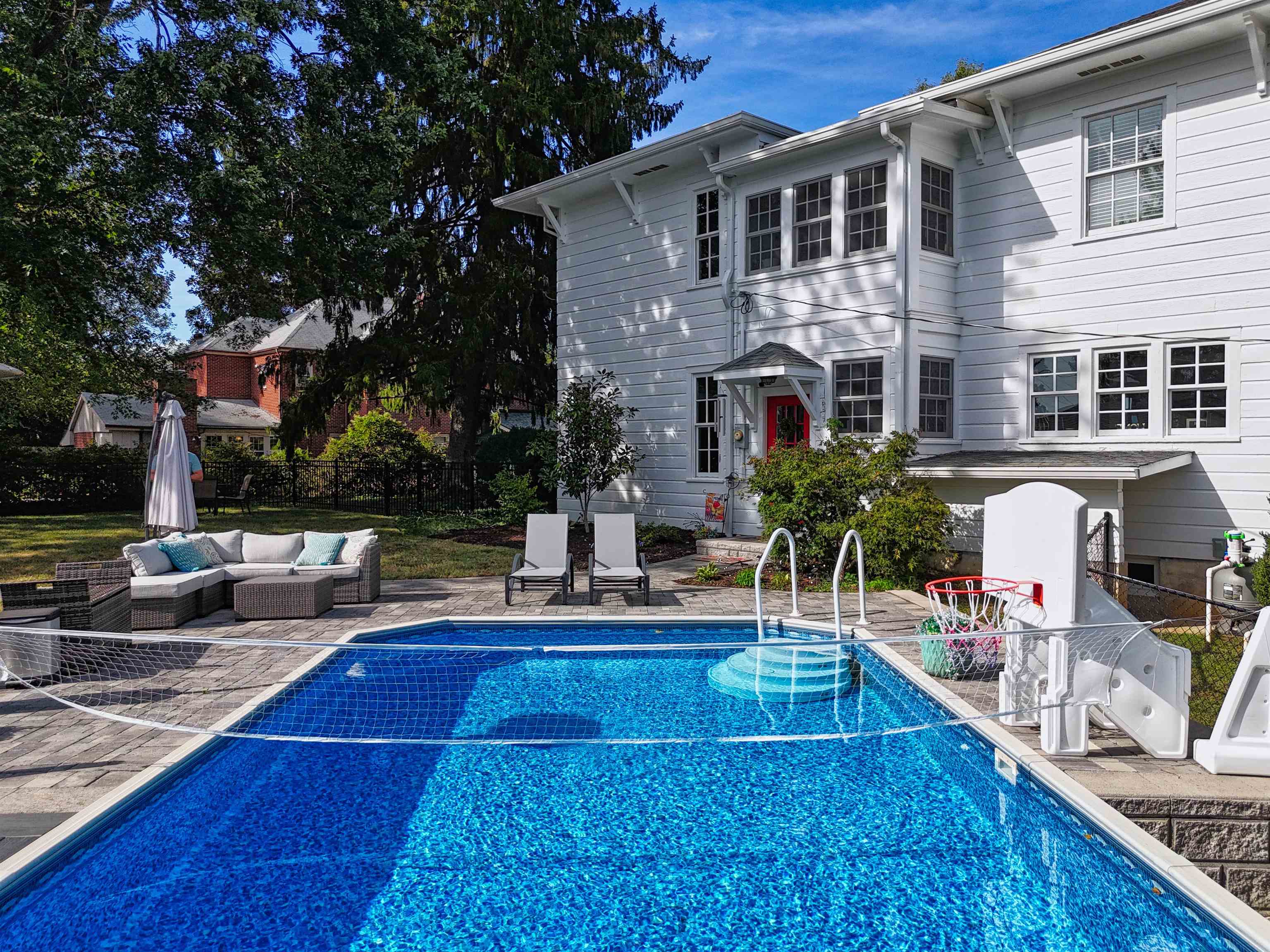 715 Oak Lane Radford VA 24141
