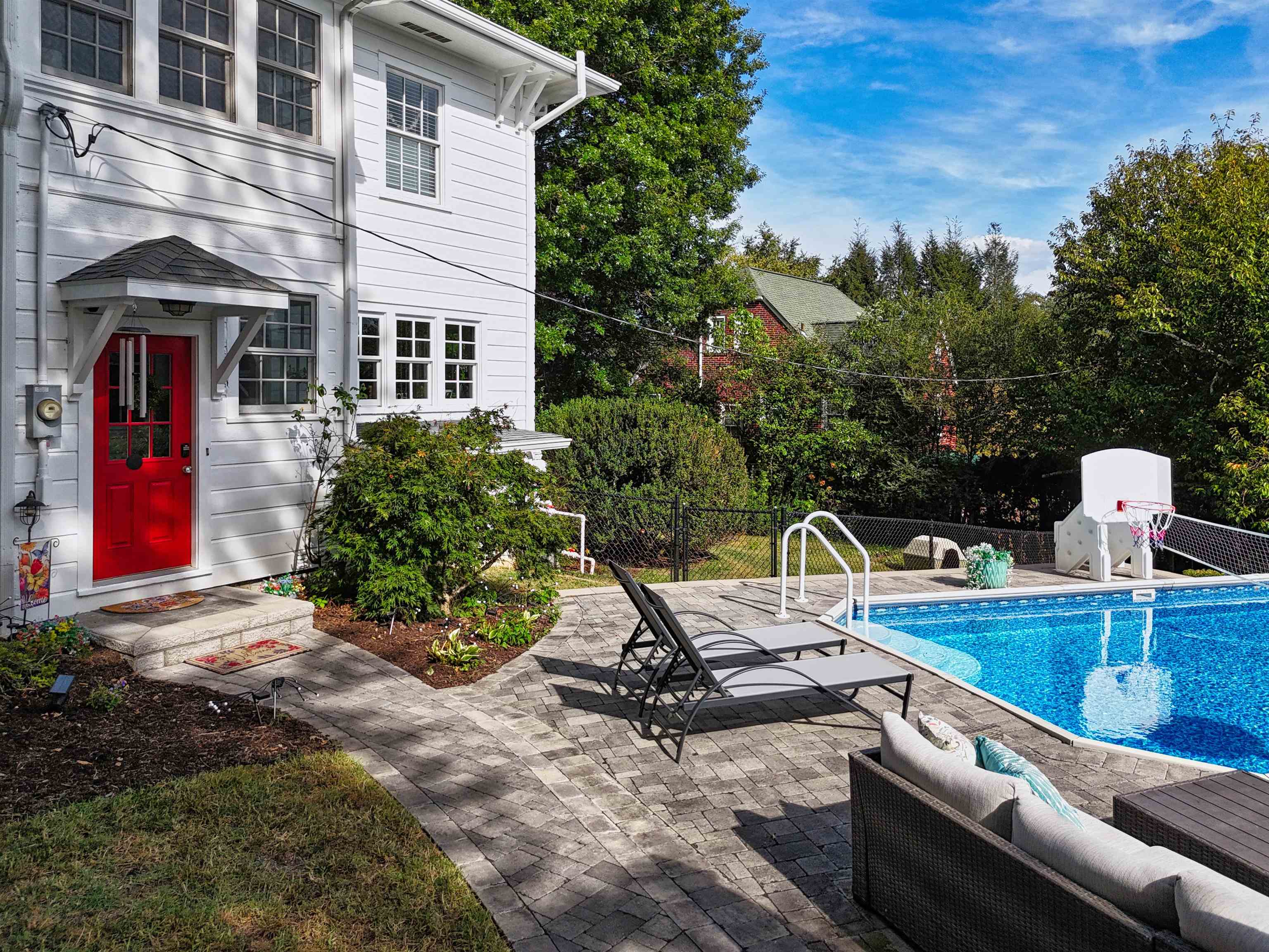 715 Oak Lane Radford VA 24141
