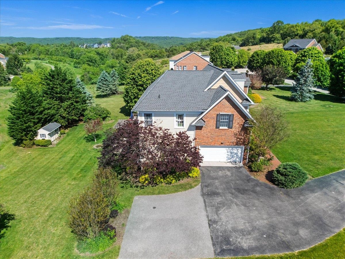 2213 Birch Leaf Lane Blacksburg VA 24060