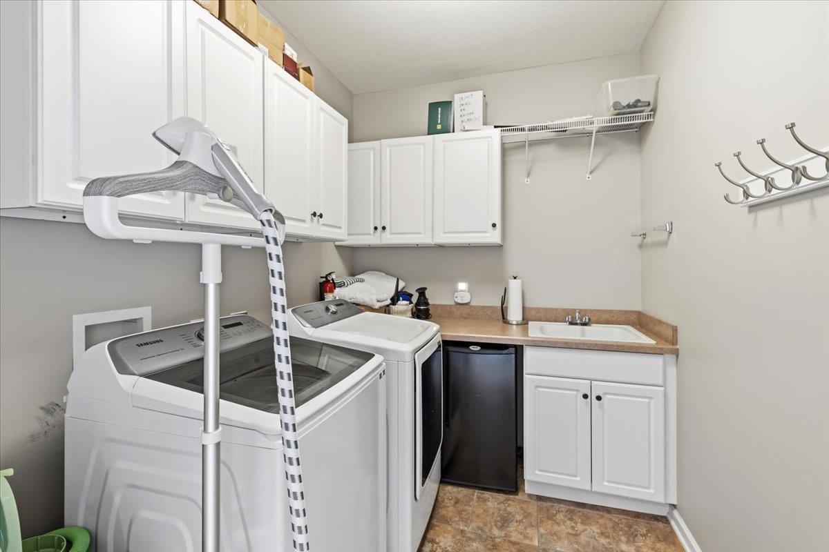 2213 Birch Leaf Lane Blacksburg VA 24060