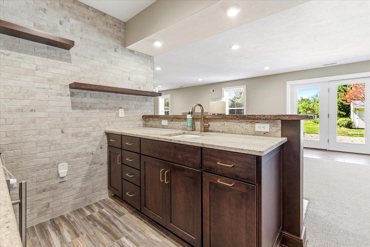 2213 Birch Leaf Lane Blacksburg VA 24060