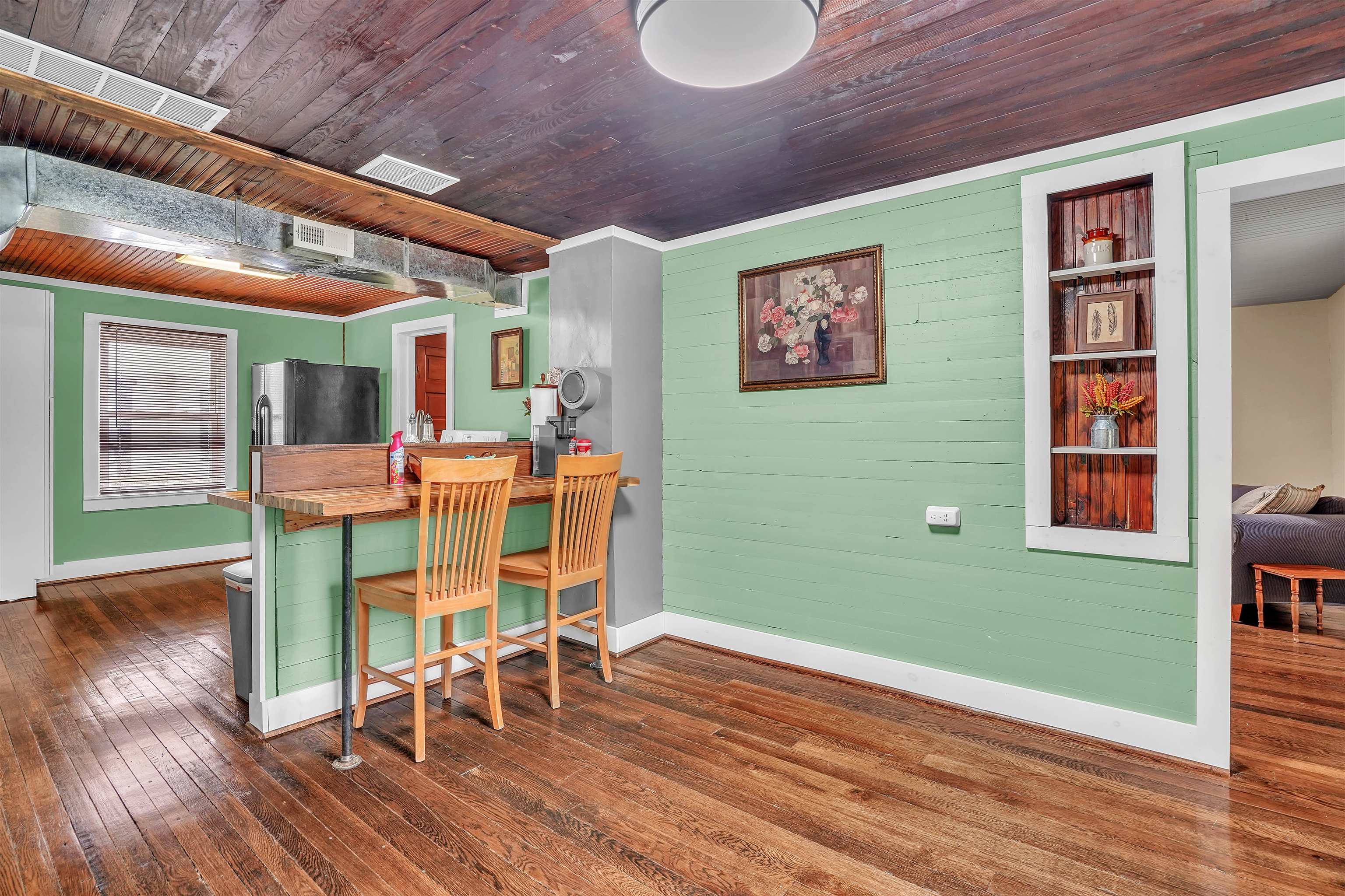 9048 Cumberland Gap Road New Castle VA 24127