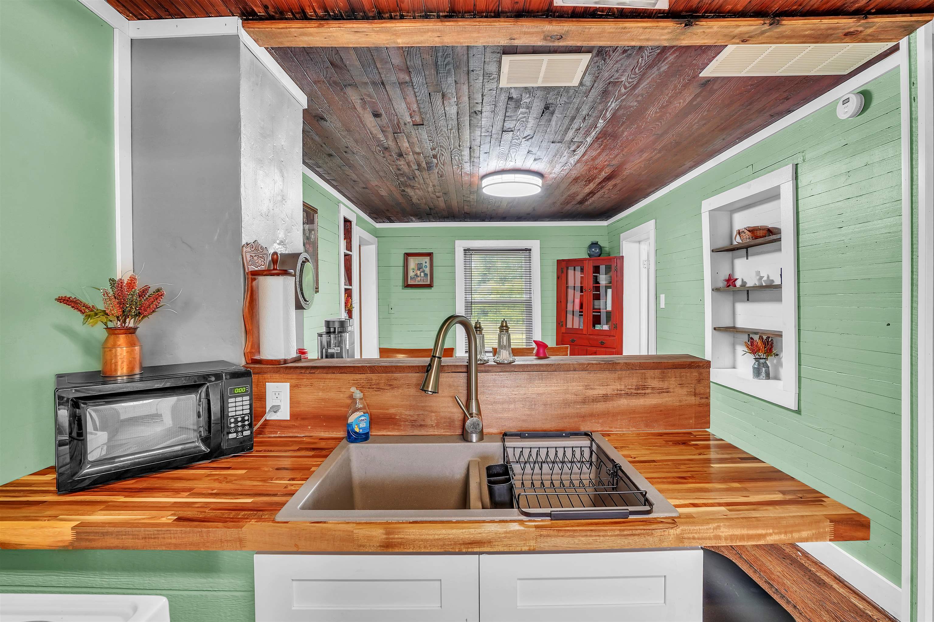 9048 Cumberland Gap Road New Castle VA 24127