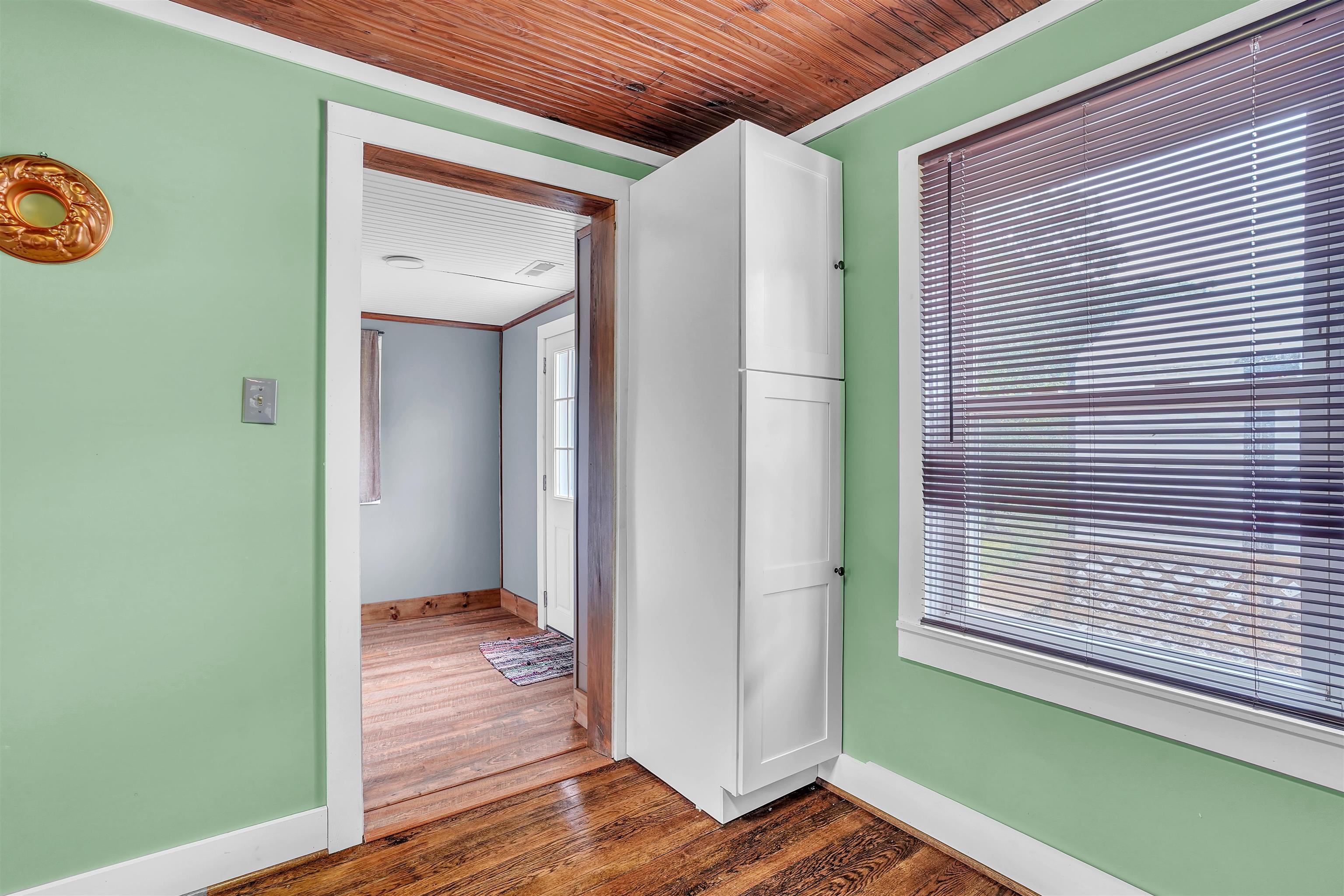 9048 Cumberland Gap Road New Castle VA 24127