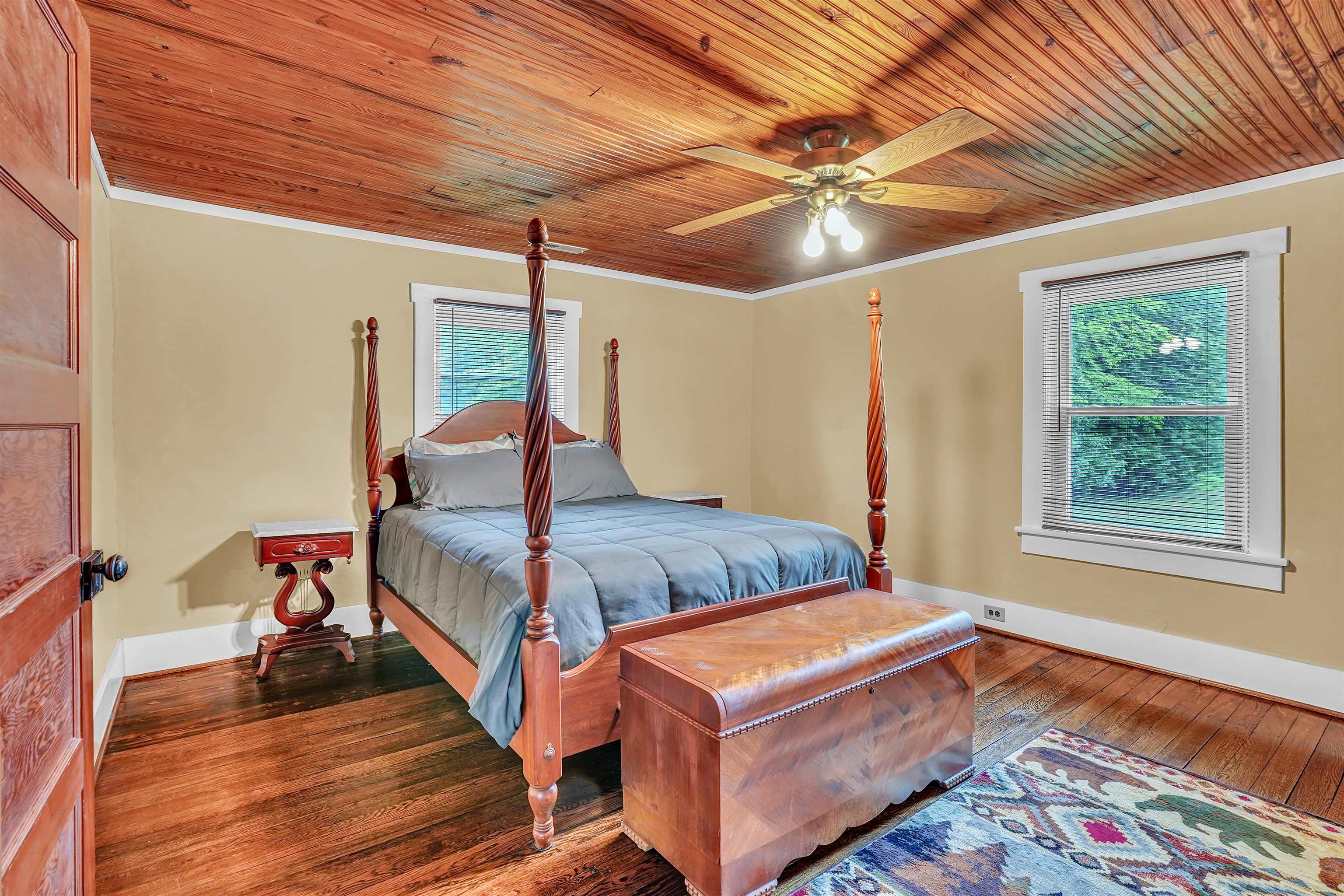 9048 Cumberland Gap Road New Castle VA 24127