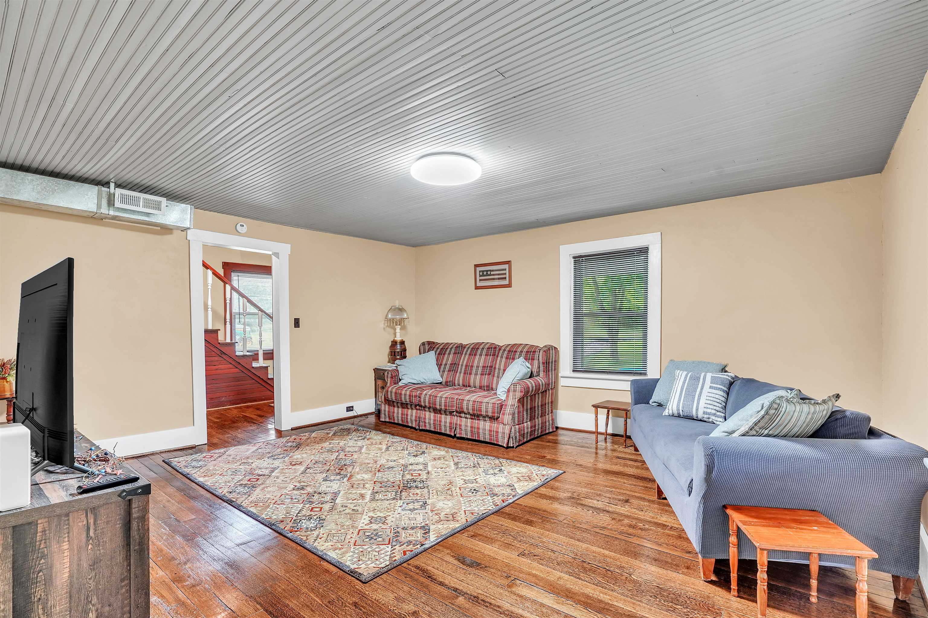 9048 Cumberland Gap Road New Castle VA 24127