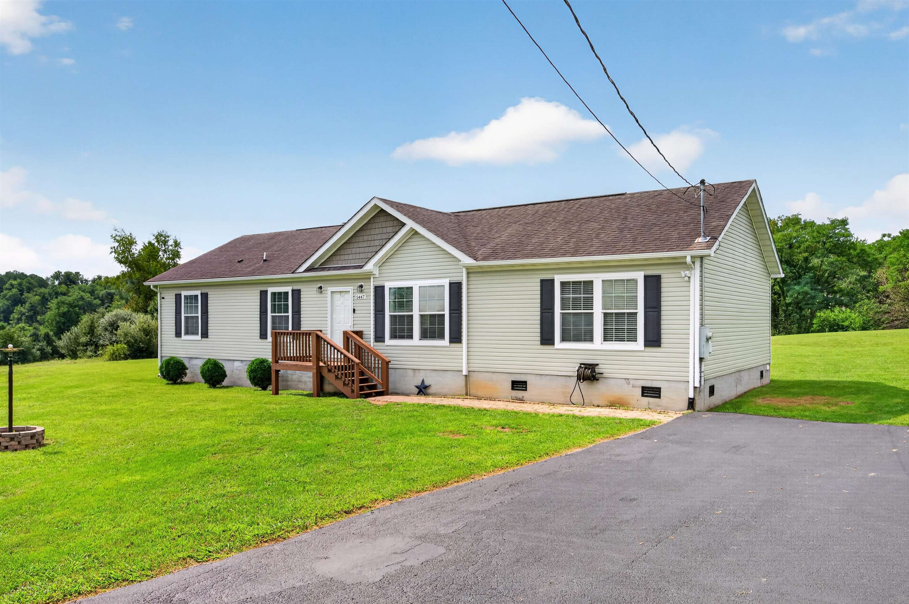 5447 Vaughan Avenue Dublin VA 24084