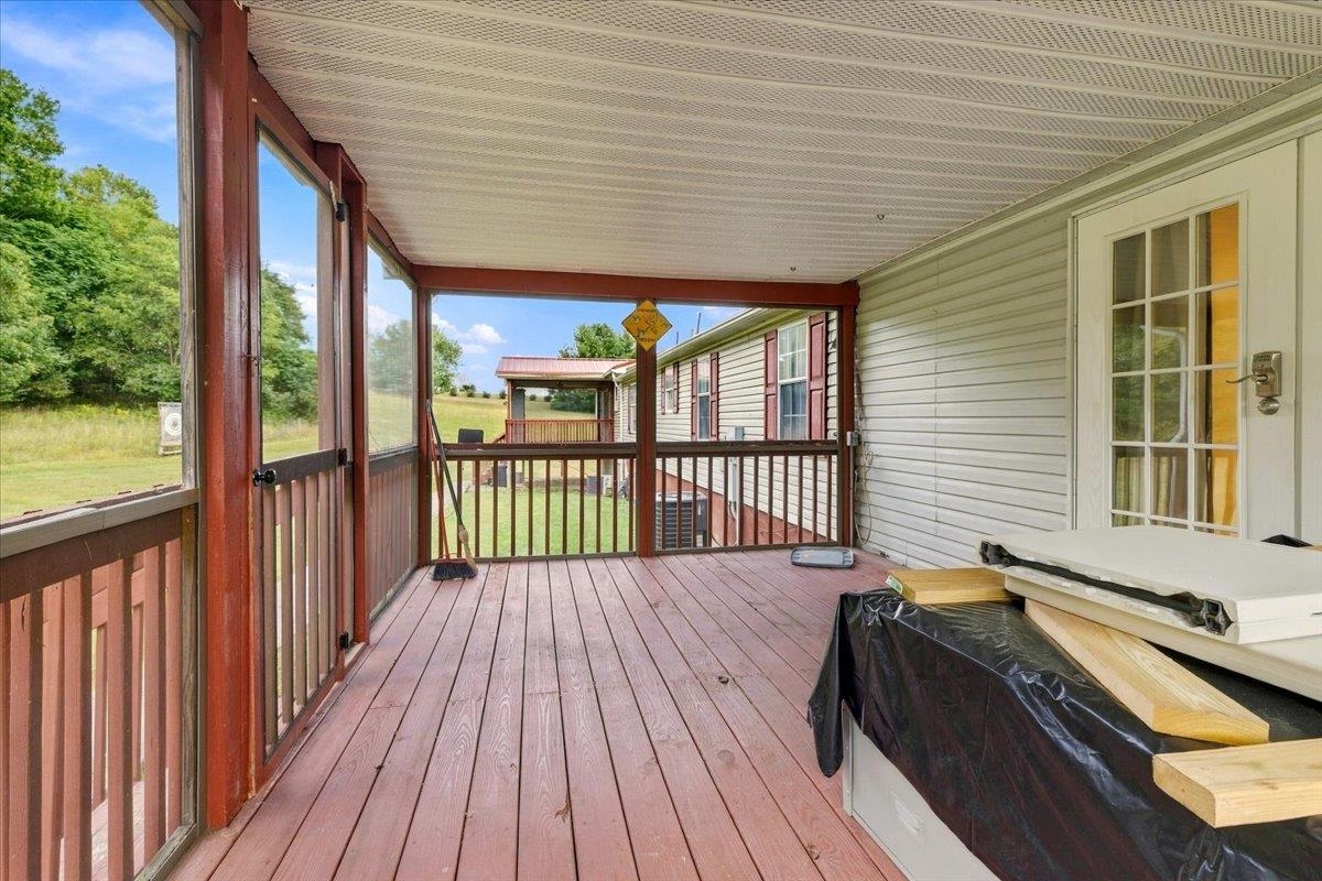 5308 Thornspring Road Pulaski VA 24301