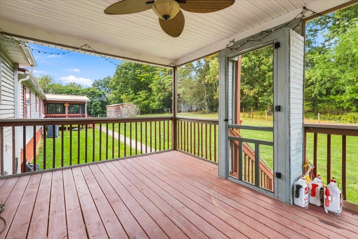 5308 Thornspring Road Pulaski VA 24301
