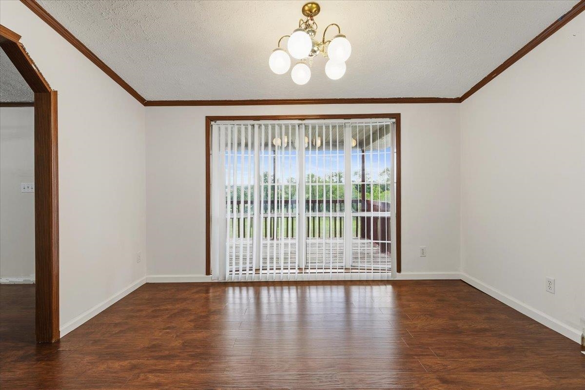 5308 Thornspring Road Pulaski VA 24301